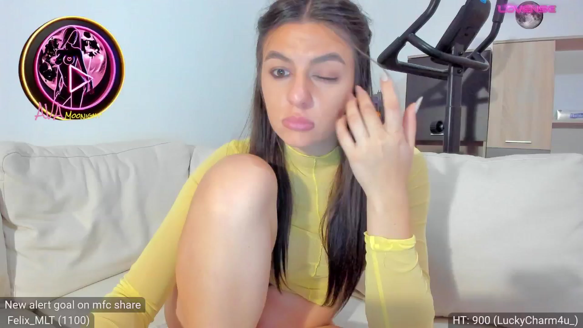 Gallery image thumbnail from AvaMoonlight's myfreecams stream on, 11/15/2024, 01:20 image 14 of 20