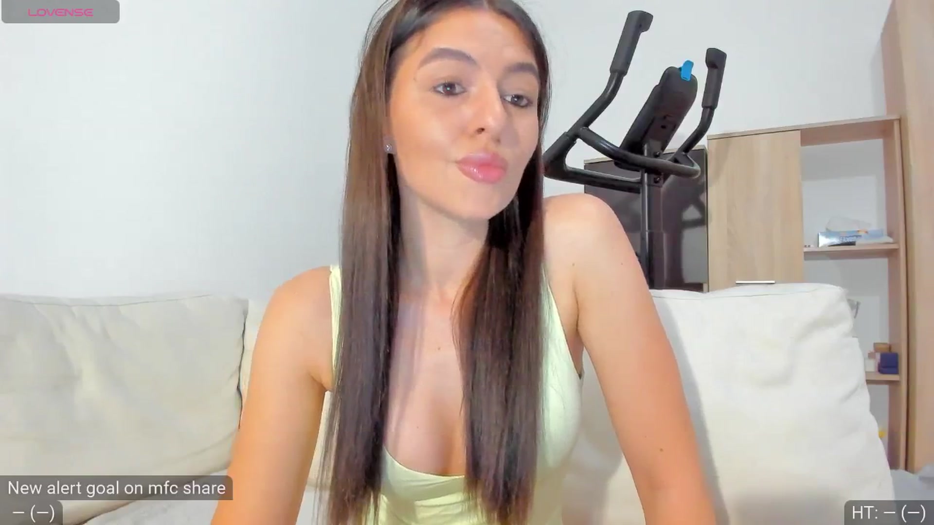 Gallery image thumbnail from AvaMoonlight's myfreecams stream on, 11/19/2024, 17:04 image 4 of 20