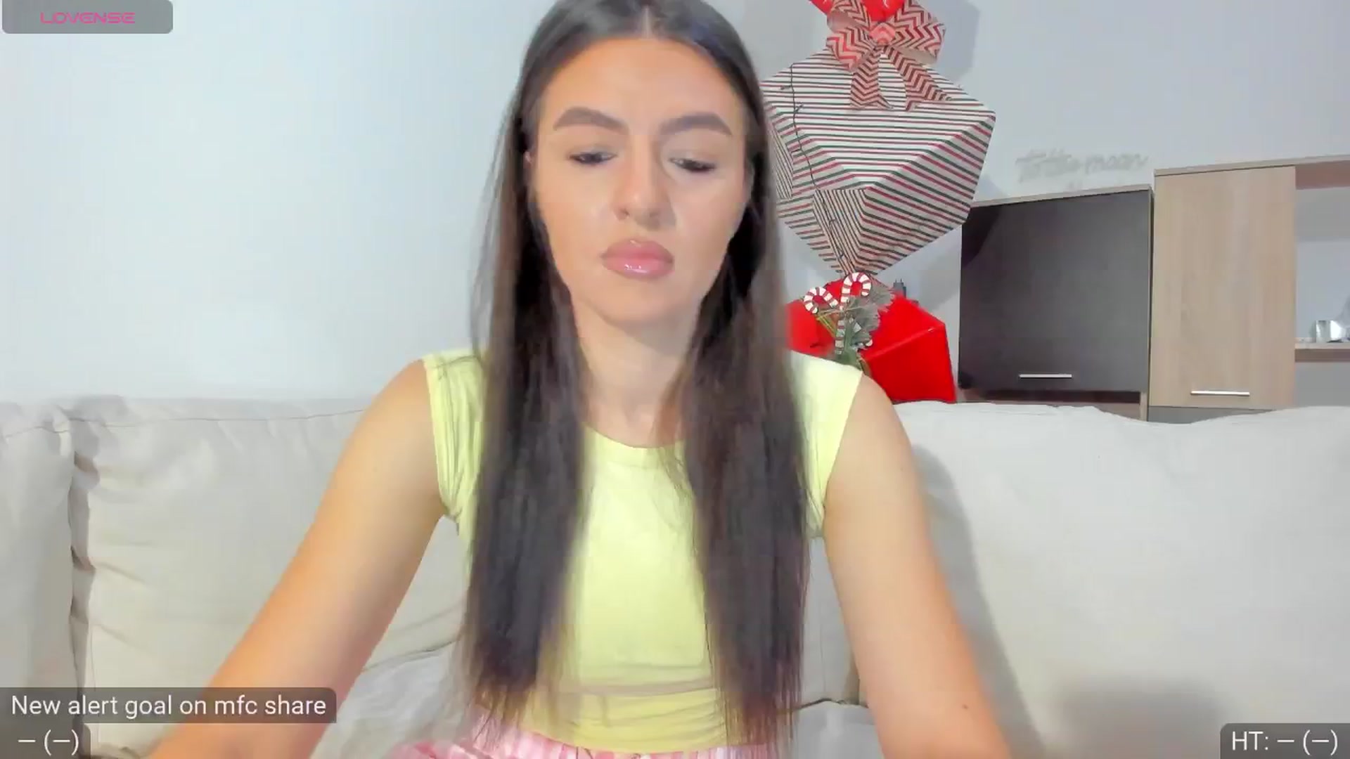 Gallery image thumbnail from AvaMoonlight's myfreecams stream on, 11/26/2024, 17:10 image 2 of 20