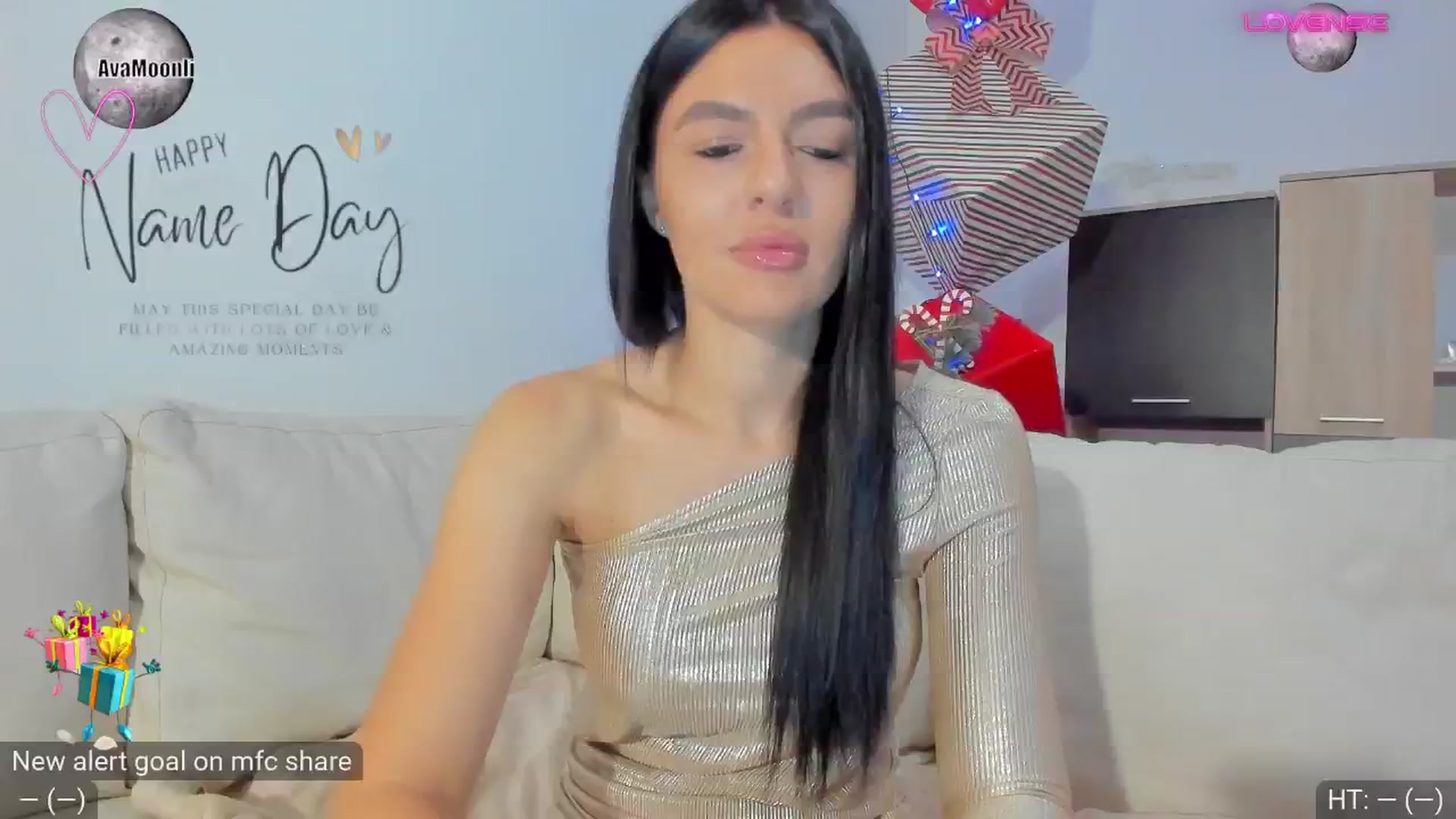 Gallery image thumbnail from AvaMoonlight's myfreecams stream on, 11/30/2024, 16:32 image 18 of 20