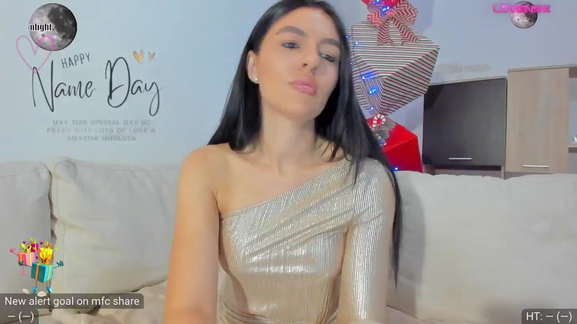 Gallery image thumbnail from AvaMoonlight's myfreecams stream on, 11/30/2024, 16:32 image 10 of 20
