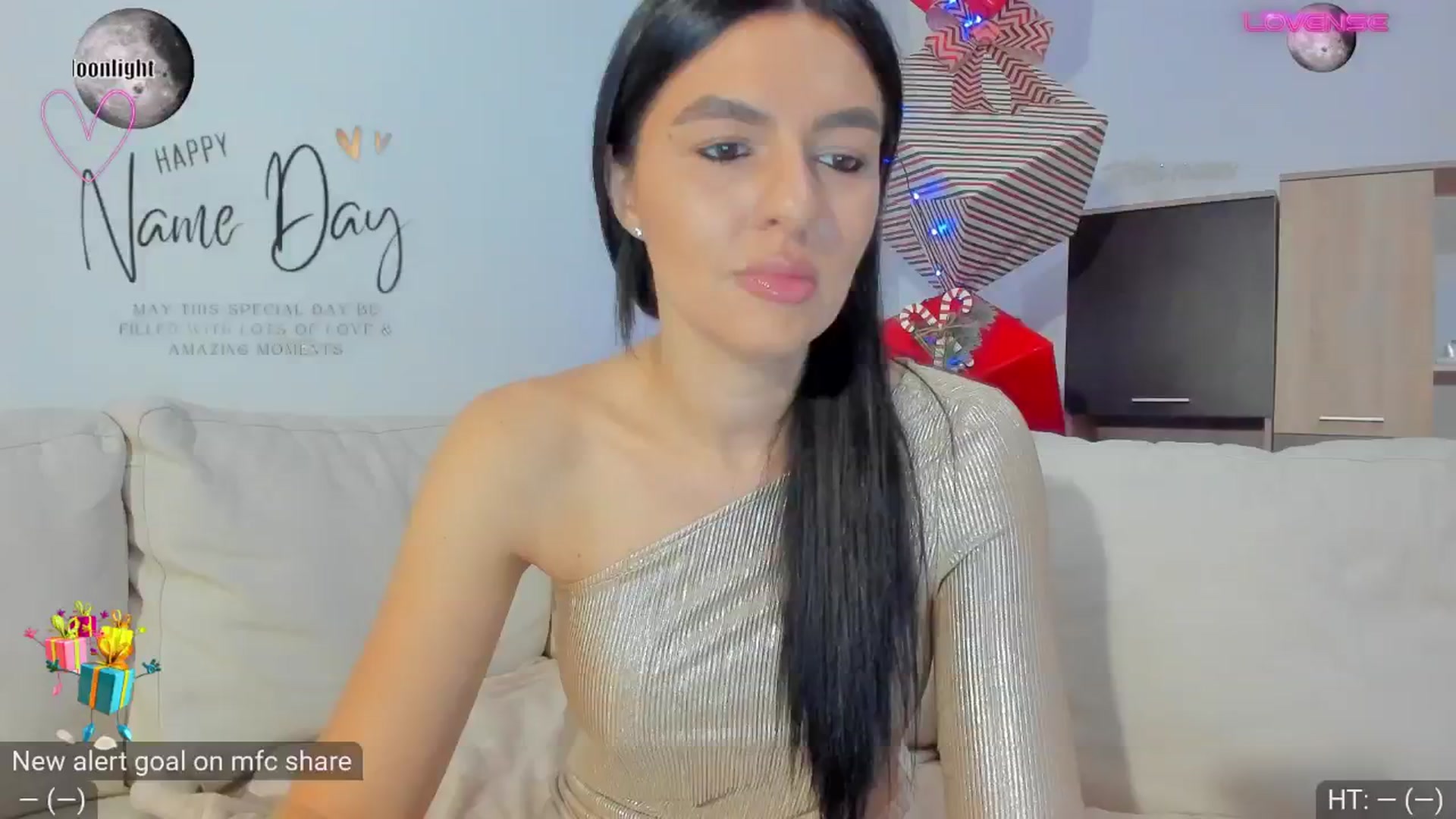 Gallery image thumbnail from AvaMoonlight's myfreecams stream on, 11/30/2024, 16:32 image 15 of 20