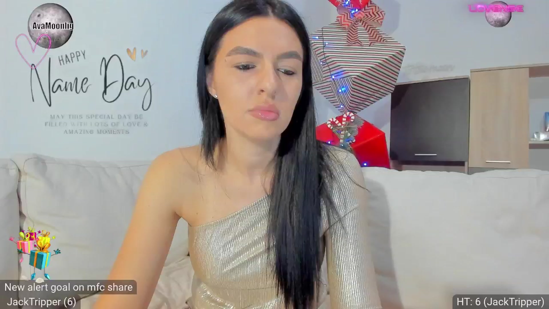 Gallery image thumbnail from AvaMoonlight's myfreecams stream on, 11/30/2024, 17:37 image 10 of 20