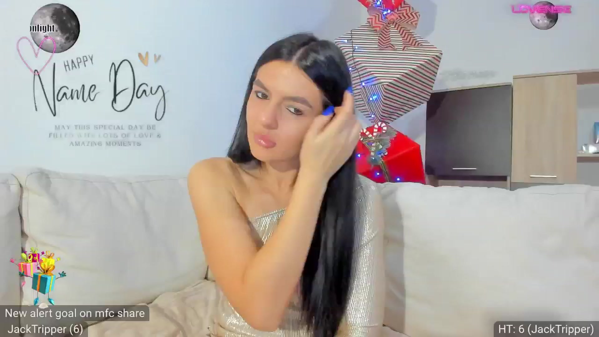 Gallery image thumbnail from AvaMoonlight's myfreecams stream on, 11/30/2024, 17:37 image 15 of 20