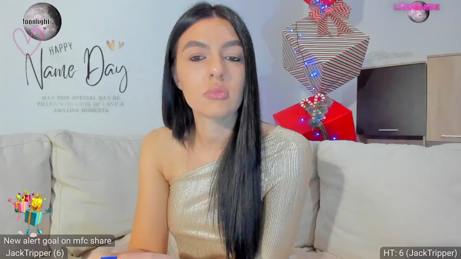 Gallery image thumbnail from AvaMoonlight's myfreecams stream on, 11/30/2024, 17:37 image 17 of 20