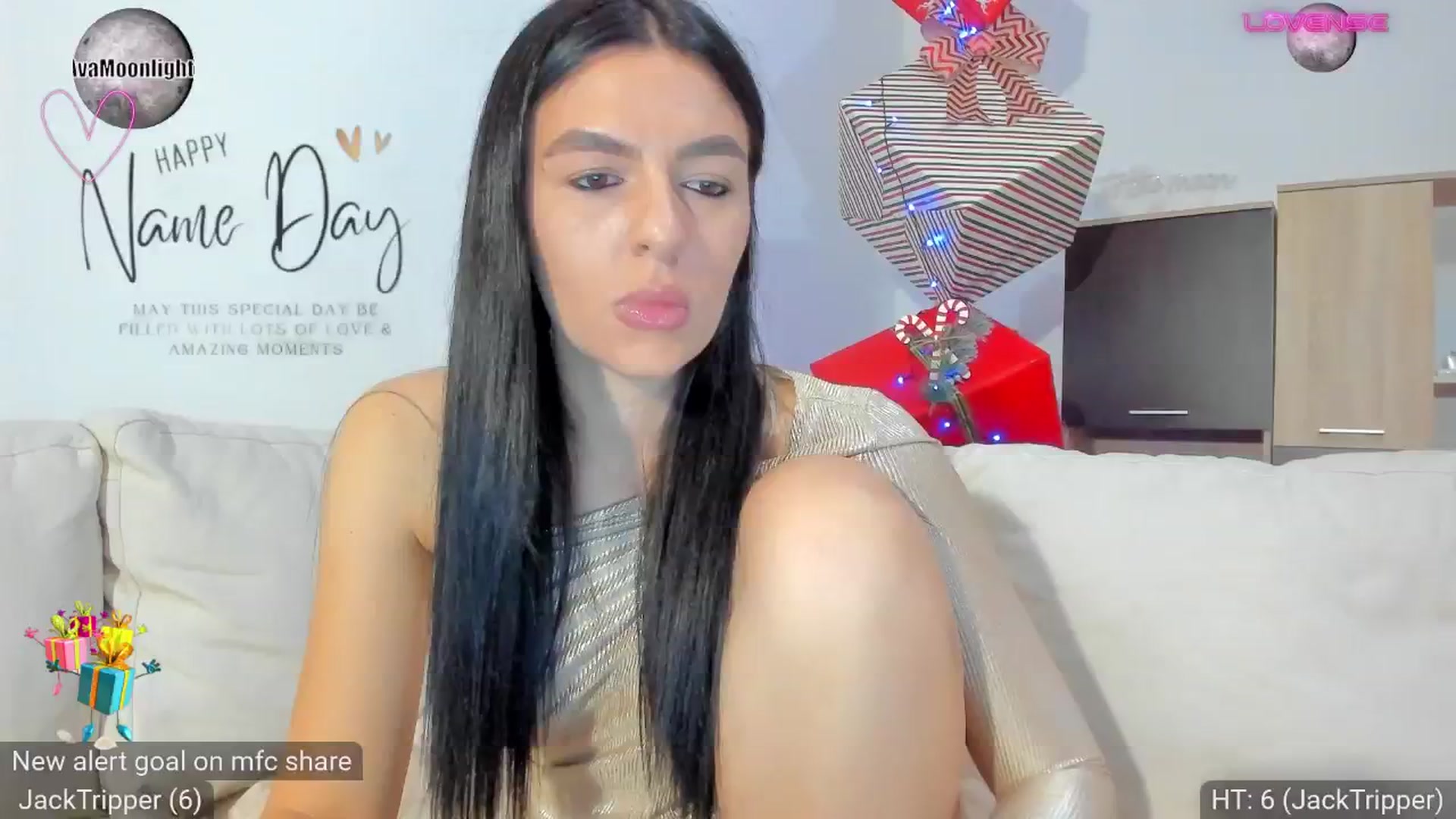 Gallery image thumbnail from AvaMoonlight's myfreecams stream on, 11/30/2024, 17:37 image 8 of 20