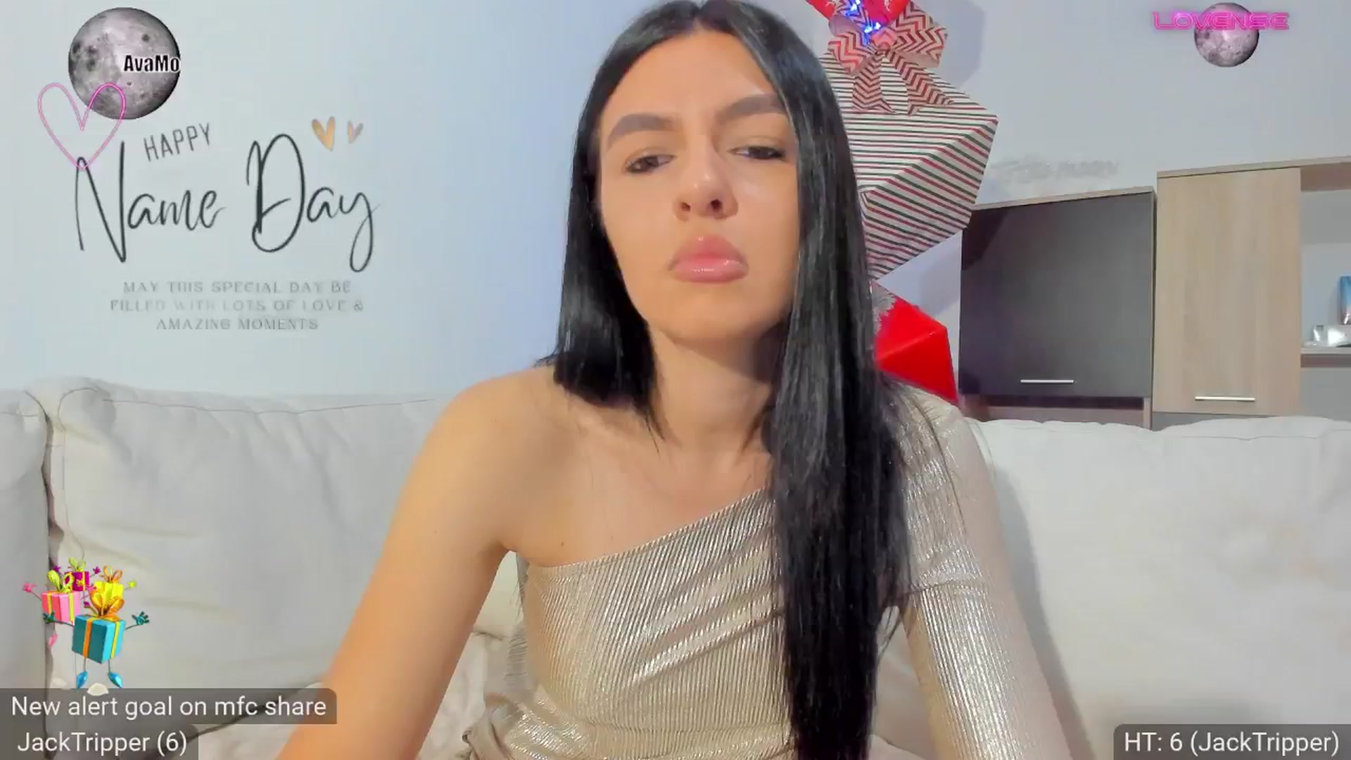 Gallery image thumbnail from AvaMoonlight's myfreecams stream on, 11/30/2024, 17:37 image 14 of 20