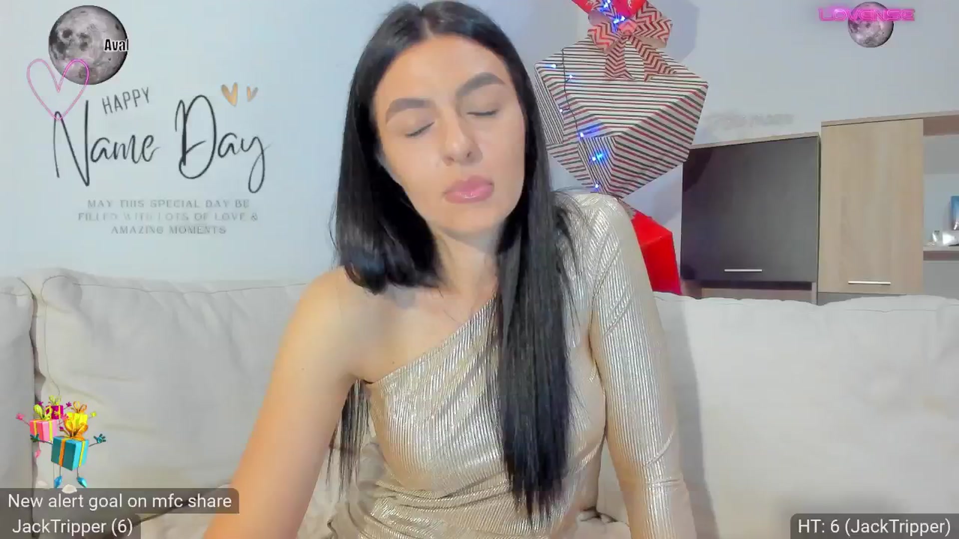Gallery image thumbnail from AvaMoonlight's myfreecams stream on, 11/30/2024, 17:37 image 16 of 20