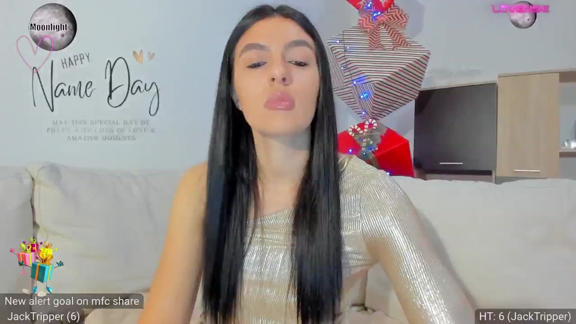 Gallery image thumbnail from AvaMoonlight's myfreecams stream on, 11/30/2024, 17:37 image 6 of 20