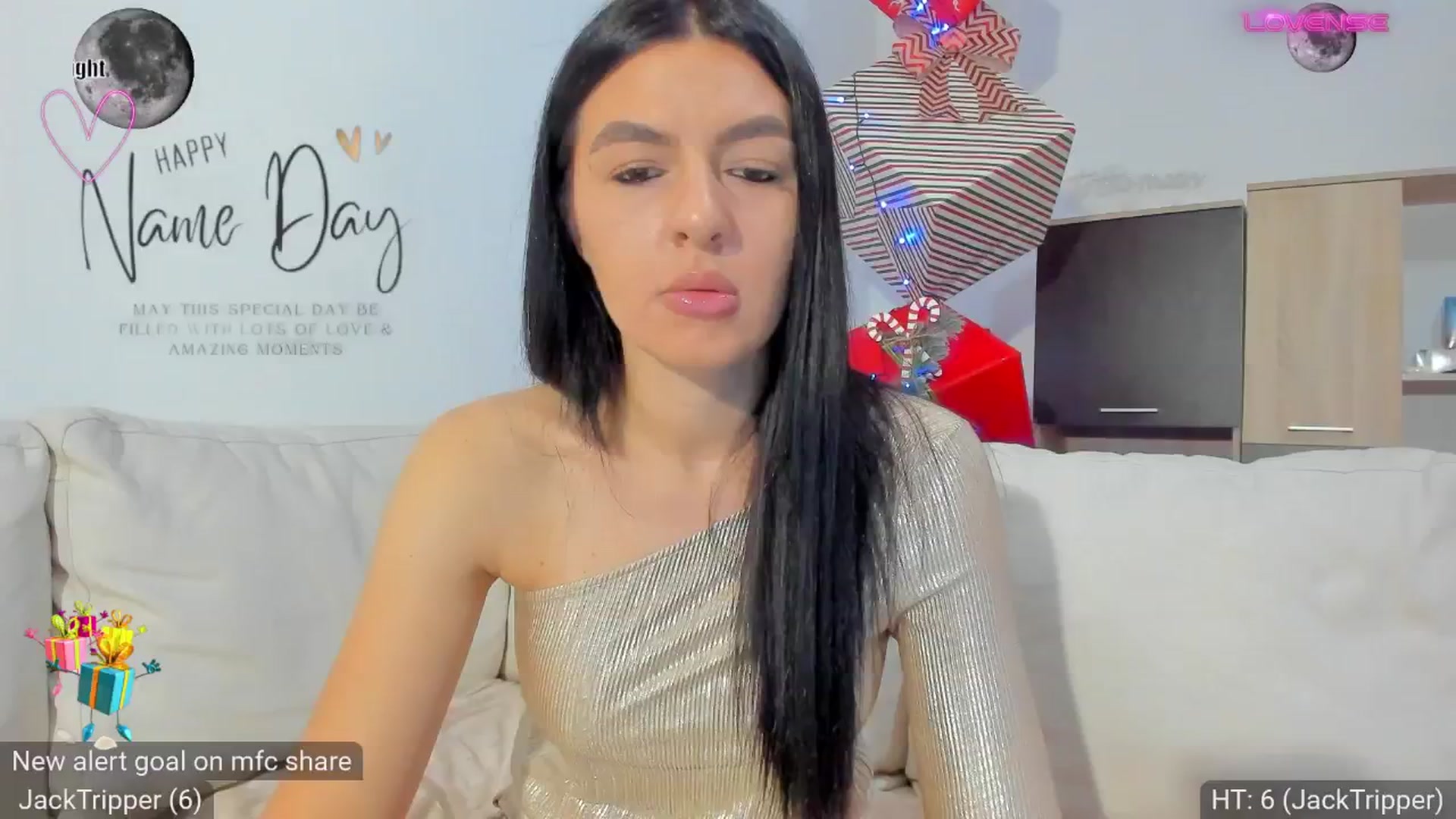 Gallery image thumbnail from AvaMoonlight's myfreecams stream on, 11/30/2024, 17:37 image 13 of 20