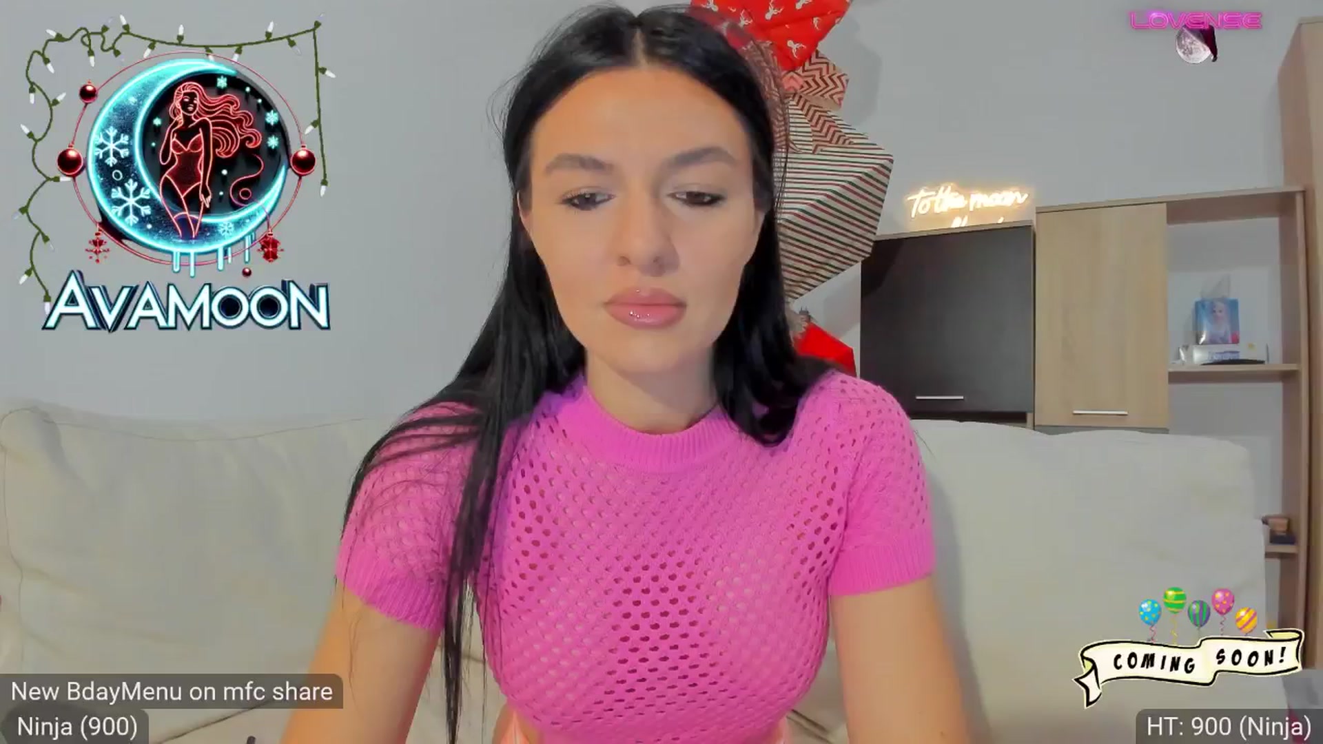 Gallery image thumbnail from AvaMoonlight's myfreecams stream on, 12/03/2024, 17:15 image 15 of 20
