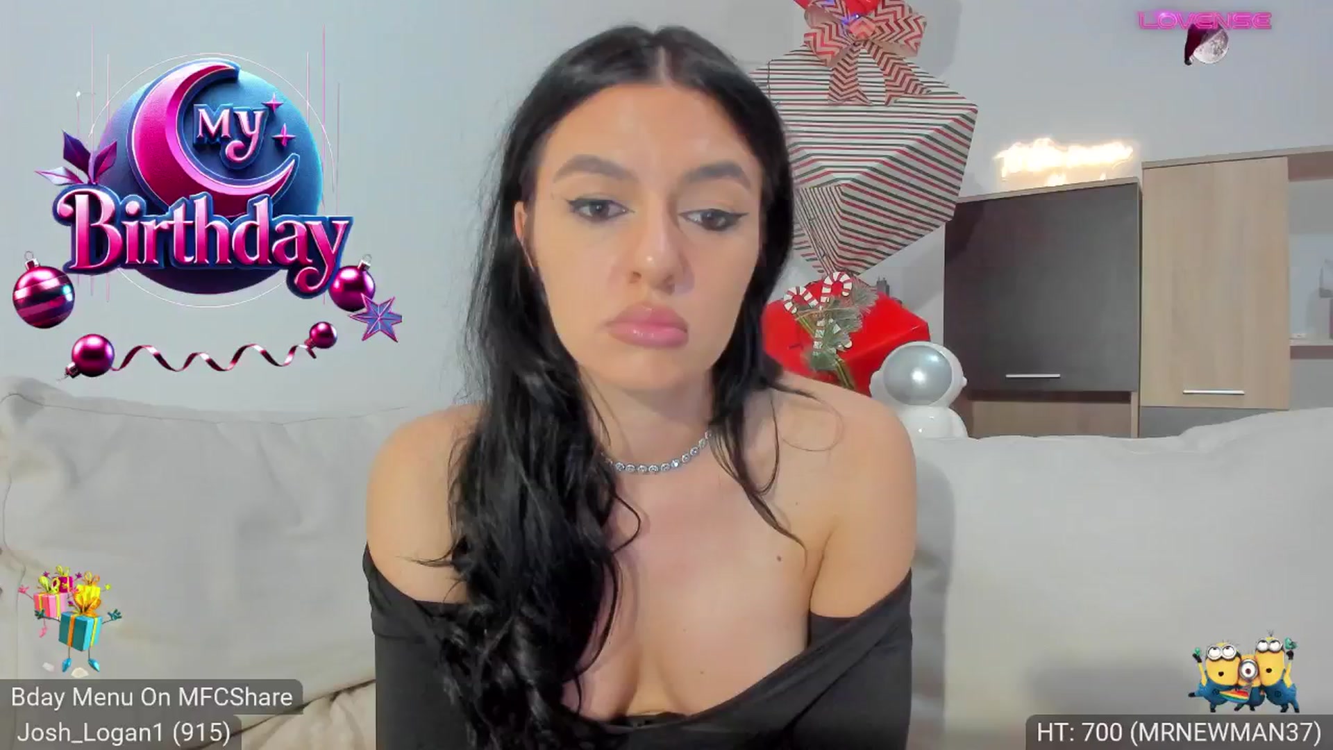 Gallery image thumbnail from AvaMoonlight's myfreecams stream on, 12/10/2024, 24:02 image 19 of 20