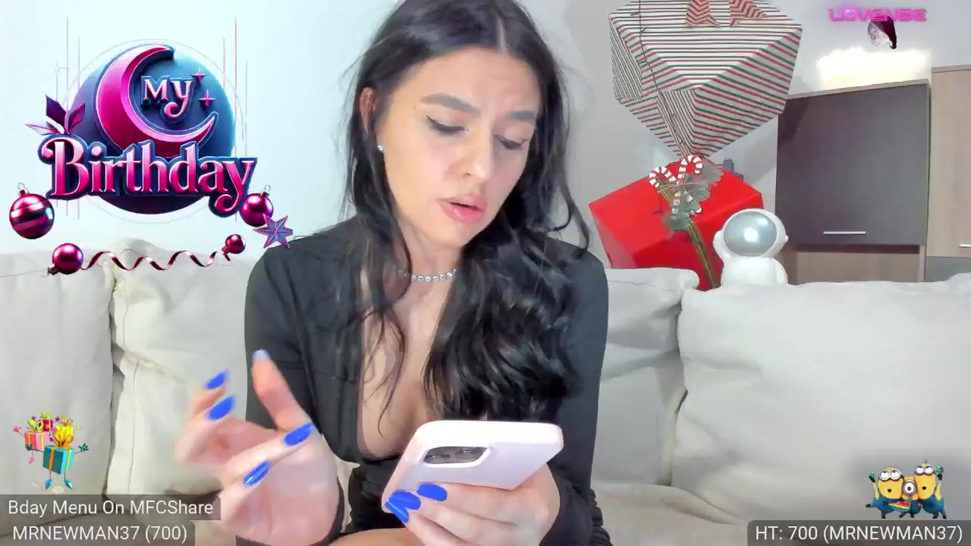 Gallery image thumbnail from AvaMoonlight's myfreecams stream on, 12/10/2024, 24:02 image 2 of 20