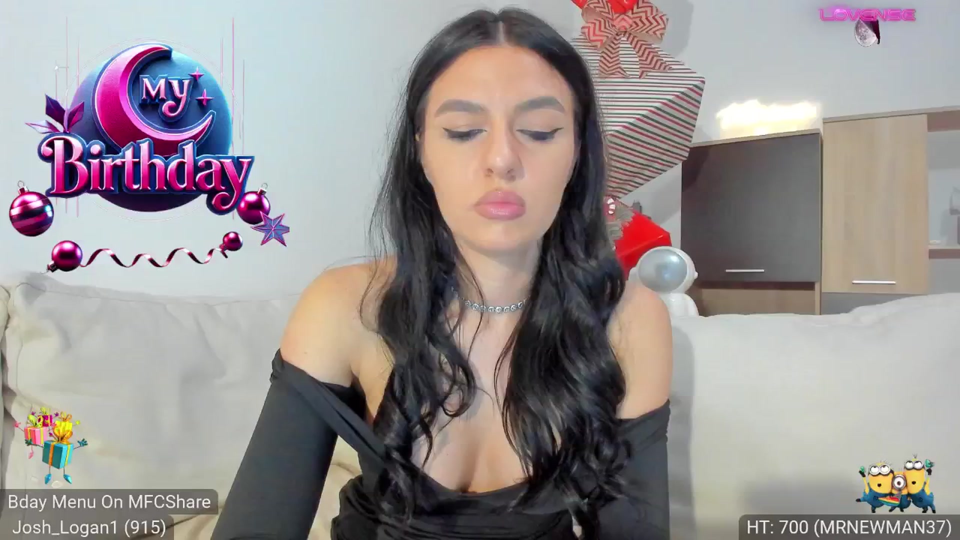 Gallery image thumbnail from AvaMoonlight's myfreecams stream on, 12/10/2024, 24:02 image 14 of 20