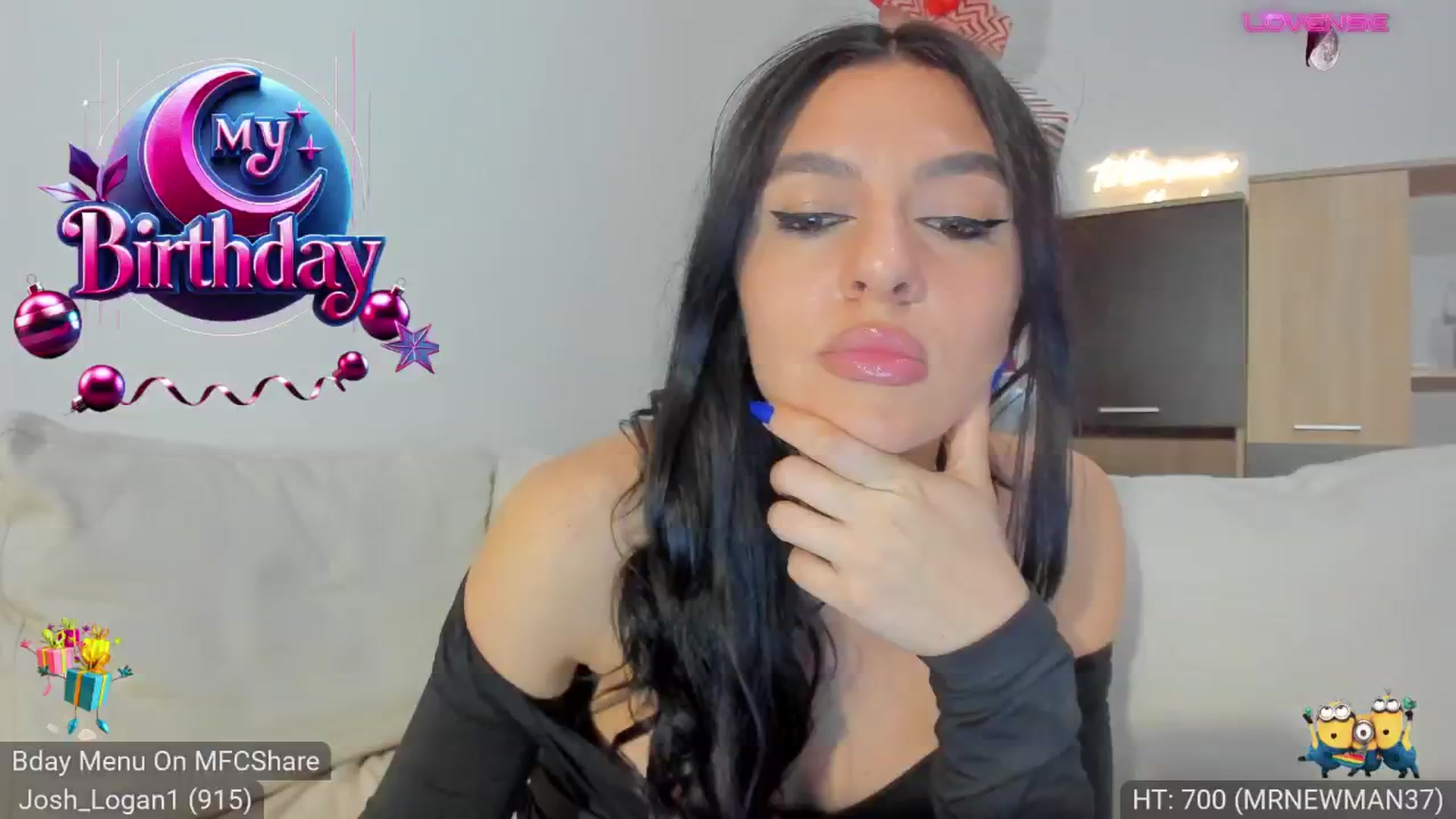 Gallery image thumbnail from AvaMoonlight's myfreecams stream on, 12/10/2024, 01:30 image 17 of 20