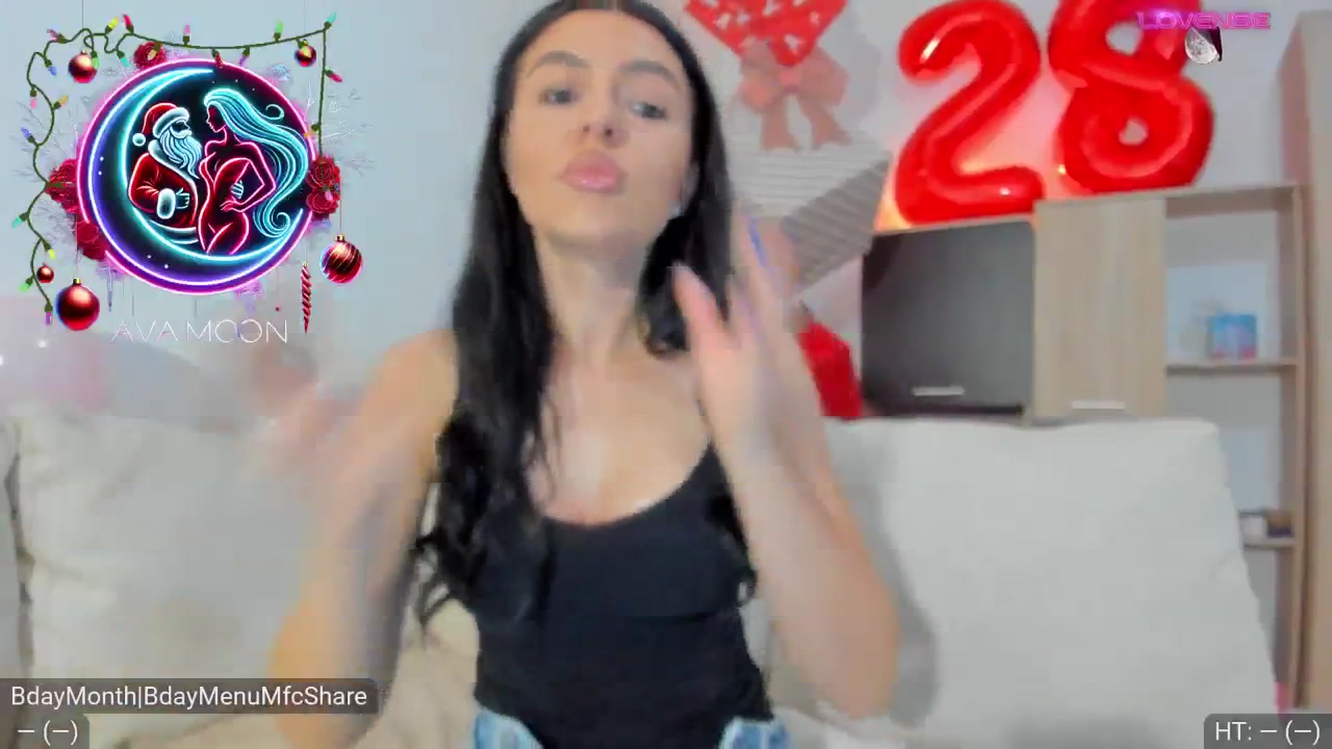 Gallery image thumbnail from AvaMoonlight's myfreecams stream on, 12/11/2024, 17:01 image 7 of 20