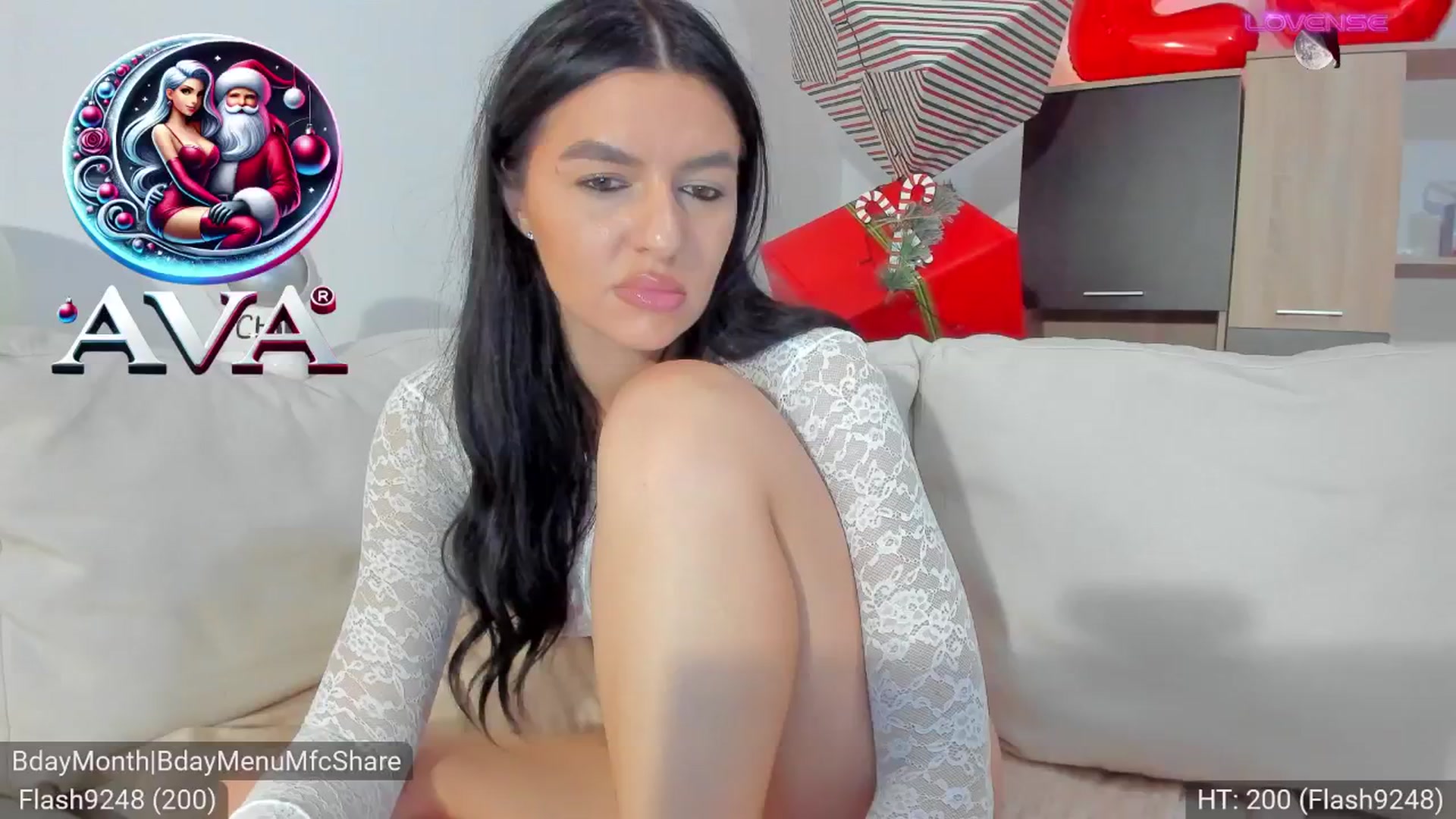 Gallery image thumbnail from AvaMoonlight's myfreecams stream on, 12/12/2024, 01:08 image 19 of 20