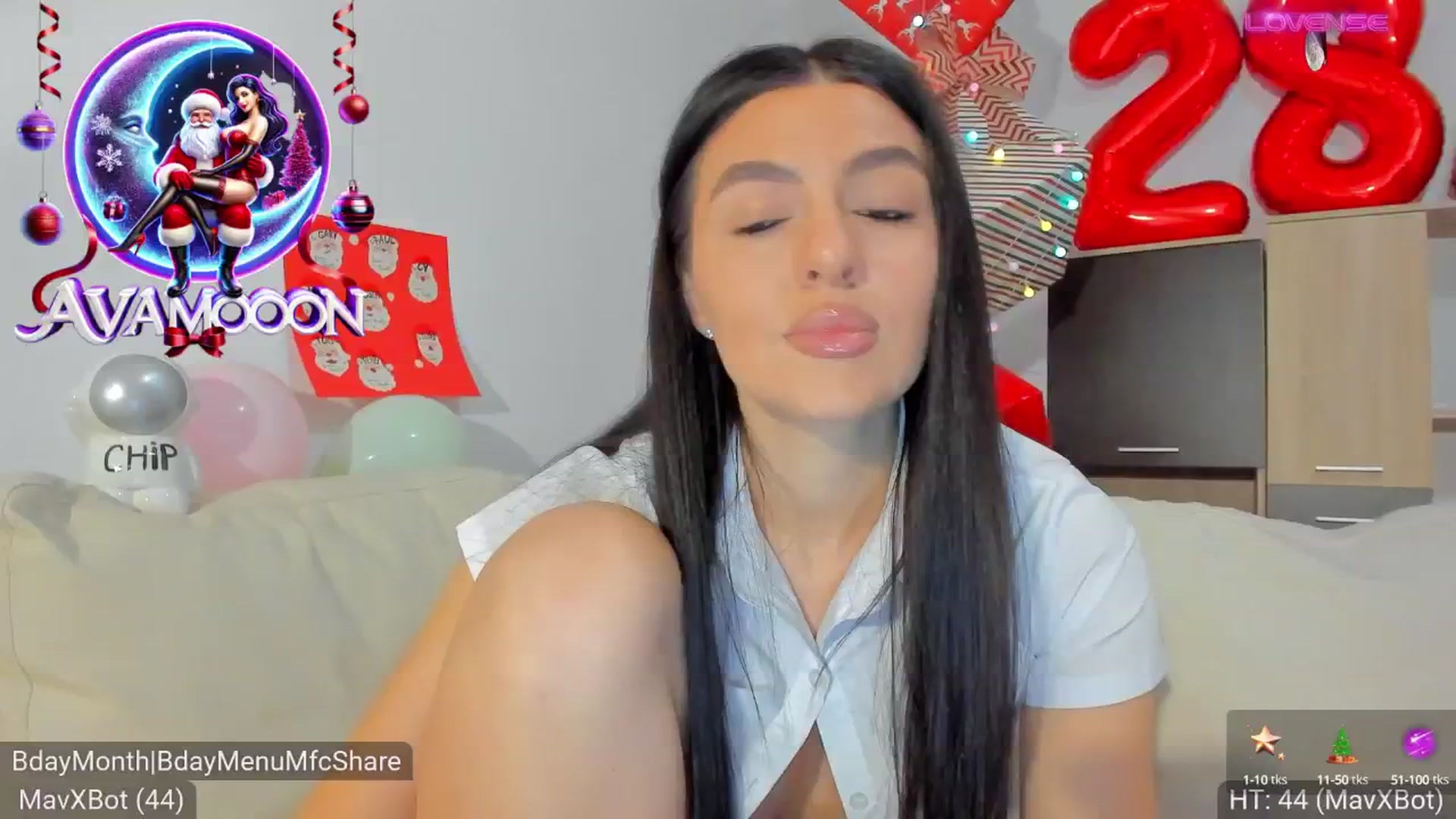 Gallery image thumbnail from AvaMoonlight's myfreecams stream on, 12/16/2024, 17:00 image 12 of 20