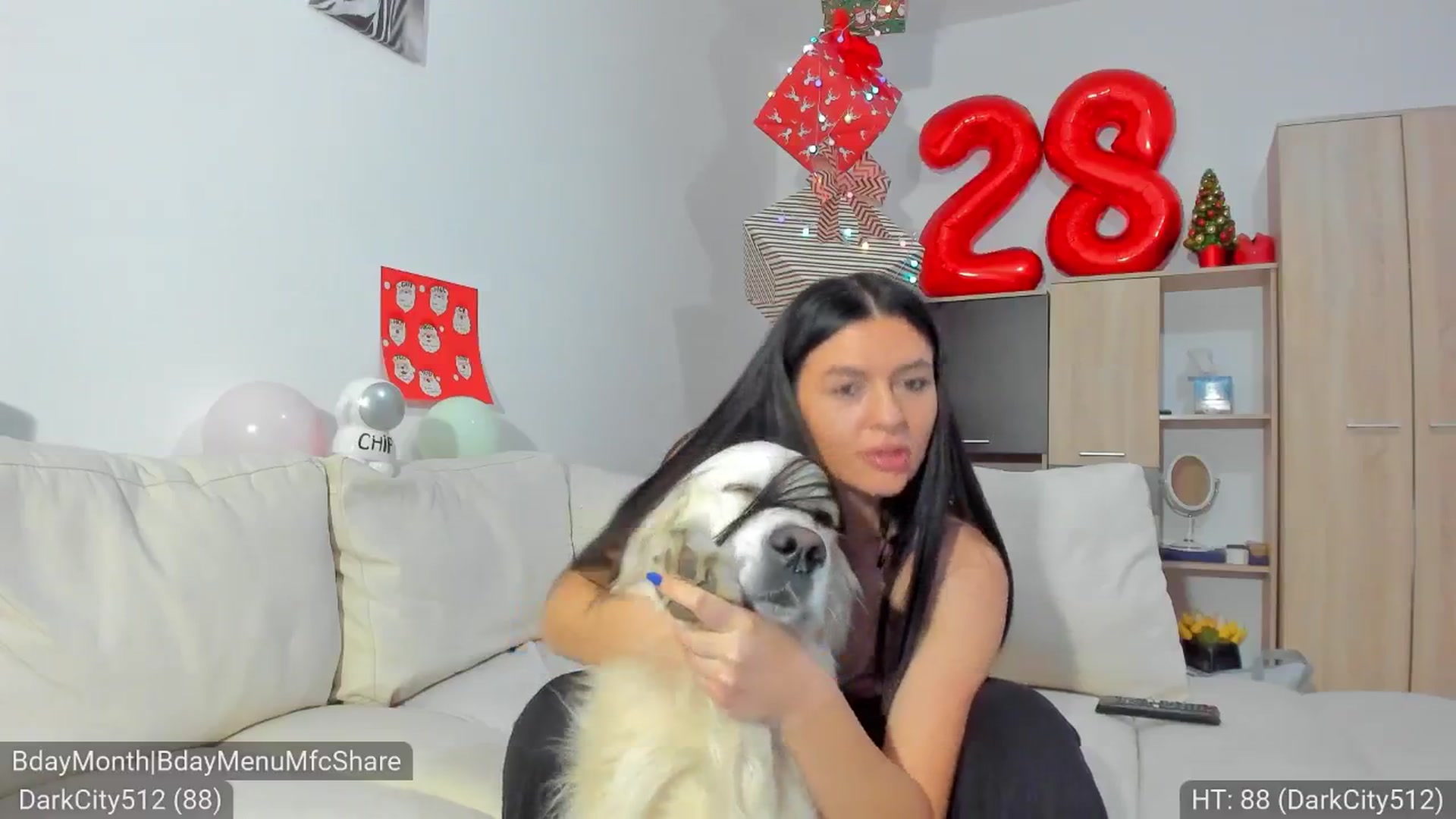 Gallery image thumbnail from AvaMoonlight's myfreecams stream on, 12/17/2024, 01:03 image 13 of 20