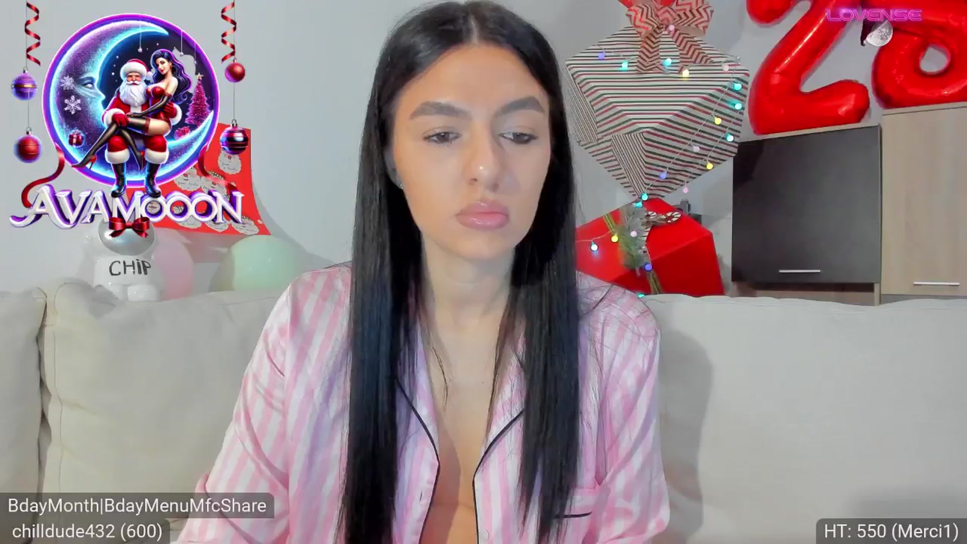 Gallery image thumbnail from AvaMoonlight's myfreecams stream on, 12/18/2024, 17:06 image 19 of 20