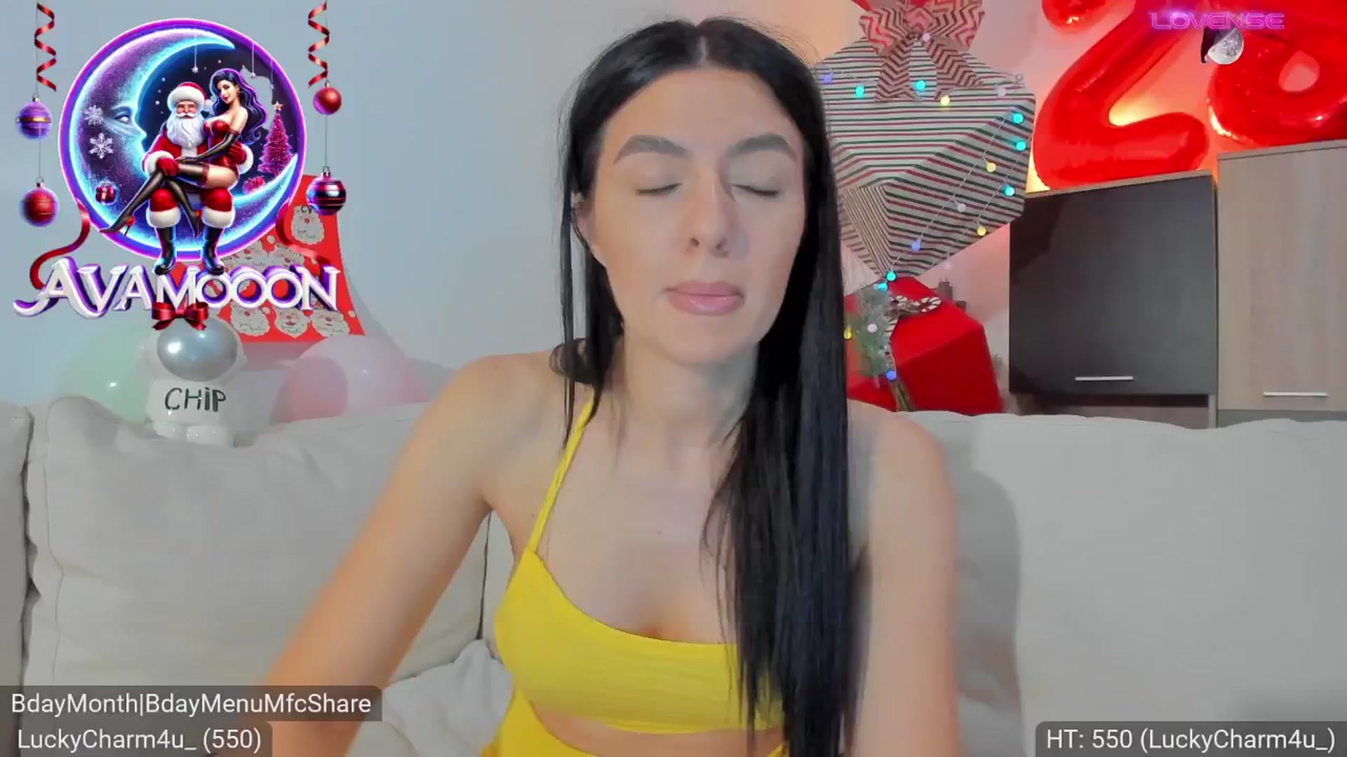 Gallery image thumbnail from AvaMoonlight's myfreecams stream on, 12/19/2024, 17:05 image 16 of 20