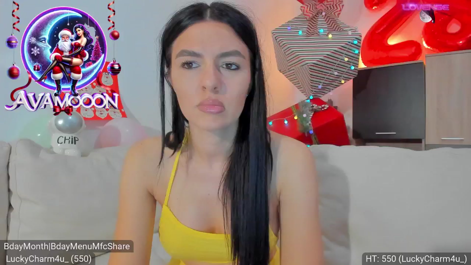 Gallery image thumbnail from AvaMoonlight's myfreecams stream on, 12/19/2024, 17:05 image 19 of 20