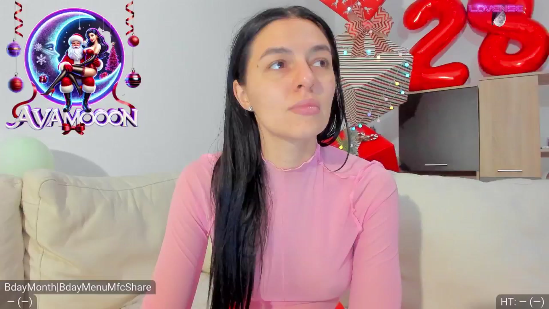 Gallery image thumbnail from AvaMoonlight's myfreecams stream on, 12/24/2024, 01:00 image 1 of 20