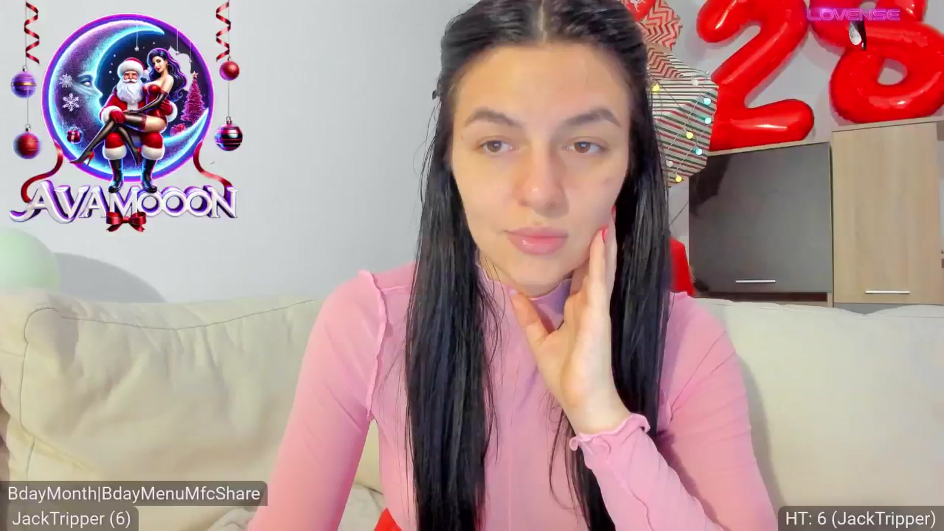 Gallery image thumbnail from AvaMoonlight's myfreecams stream on, 12/24/2024, 01:00 image 7 of 20