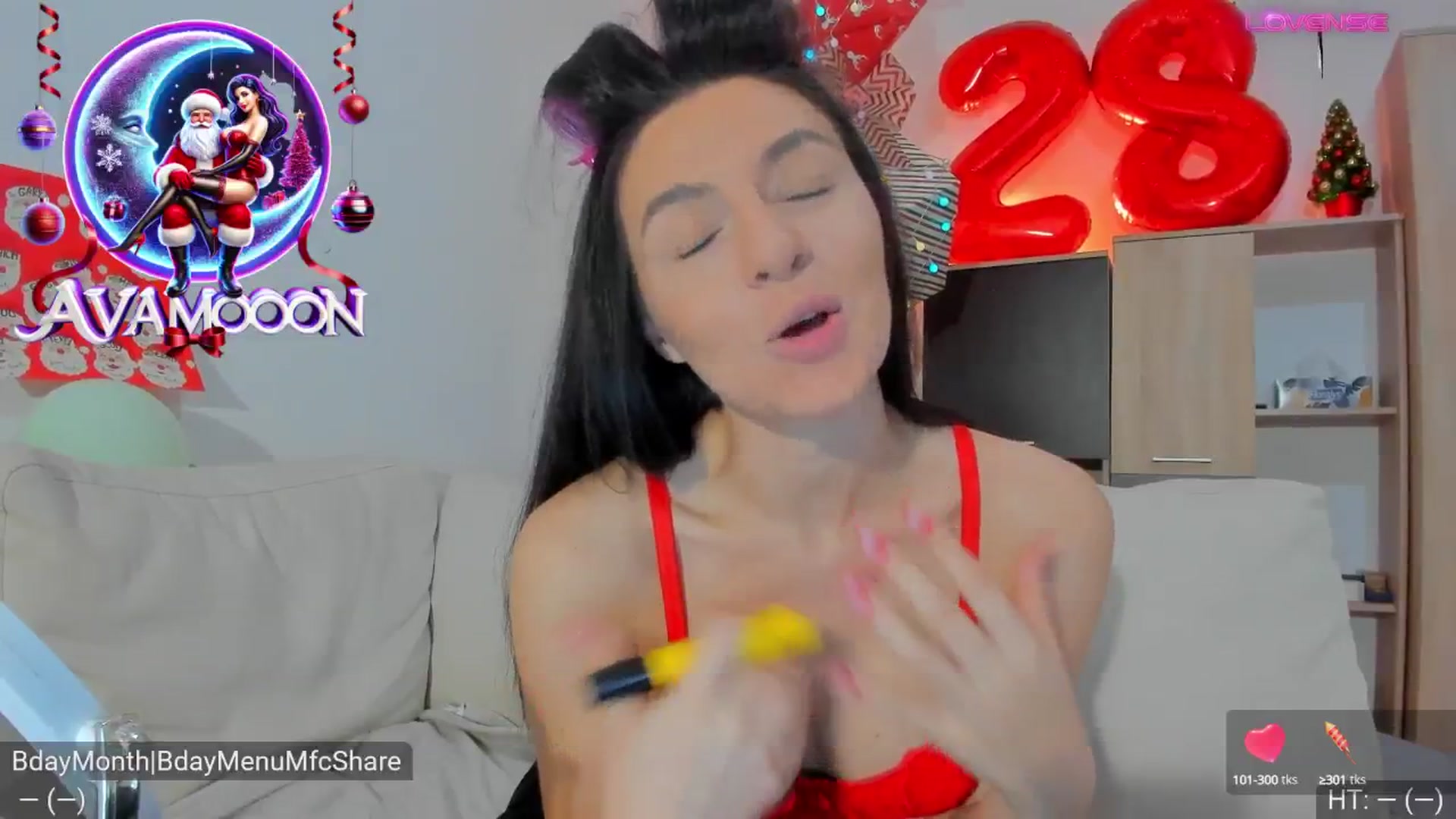 Gallery image thumbnail from AvaMoonlight's myfreecams stream on, 12/24/2024, 16:46 image 3 of 20