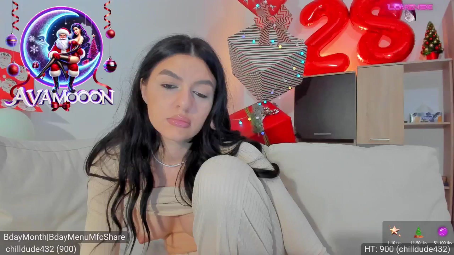 Gallery image thumbnail from AvaMoonlight's myfreecams stream on, 12/25/2024, 24:19 image 7 of 20