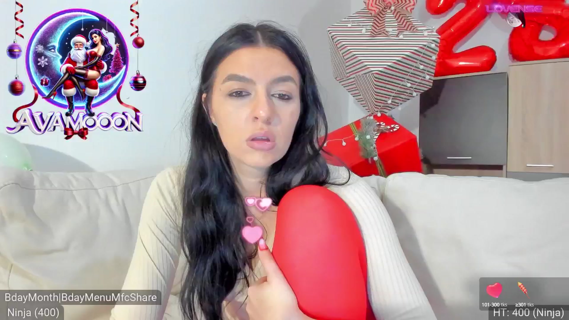 Gallery image thumbnail from AvaMoonlight's myfreecams stream on, 12/26/2024, 02:10 image 14 of 20