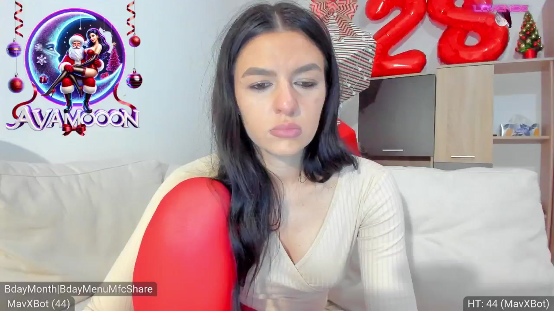 Gallery image thumbnail from AvaMoonlight's myfreecams stream on, 12/26/2024, 02:10 image 6 of 20