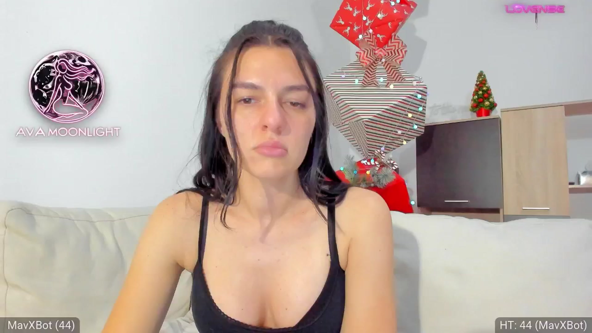 Gallery image thumbnail from AvaMoonlight's myfreecams stream on, 01/01/2025, 17:12 image 7 of 20