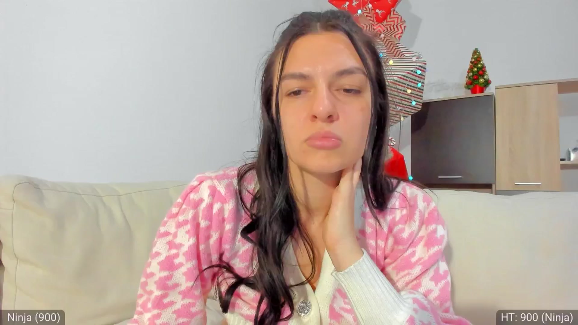 Gallery image thumbnail from AvaMoonlight's myfreecams stream on, 01/02/2025, 01:01 image 18 of 20