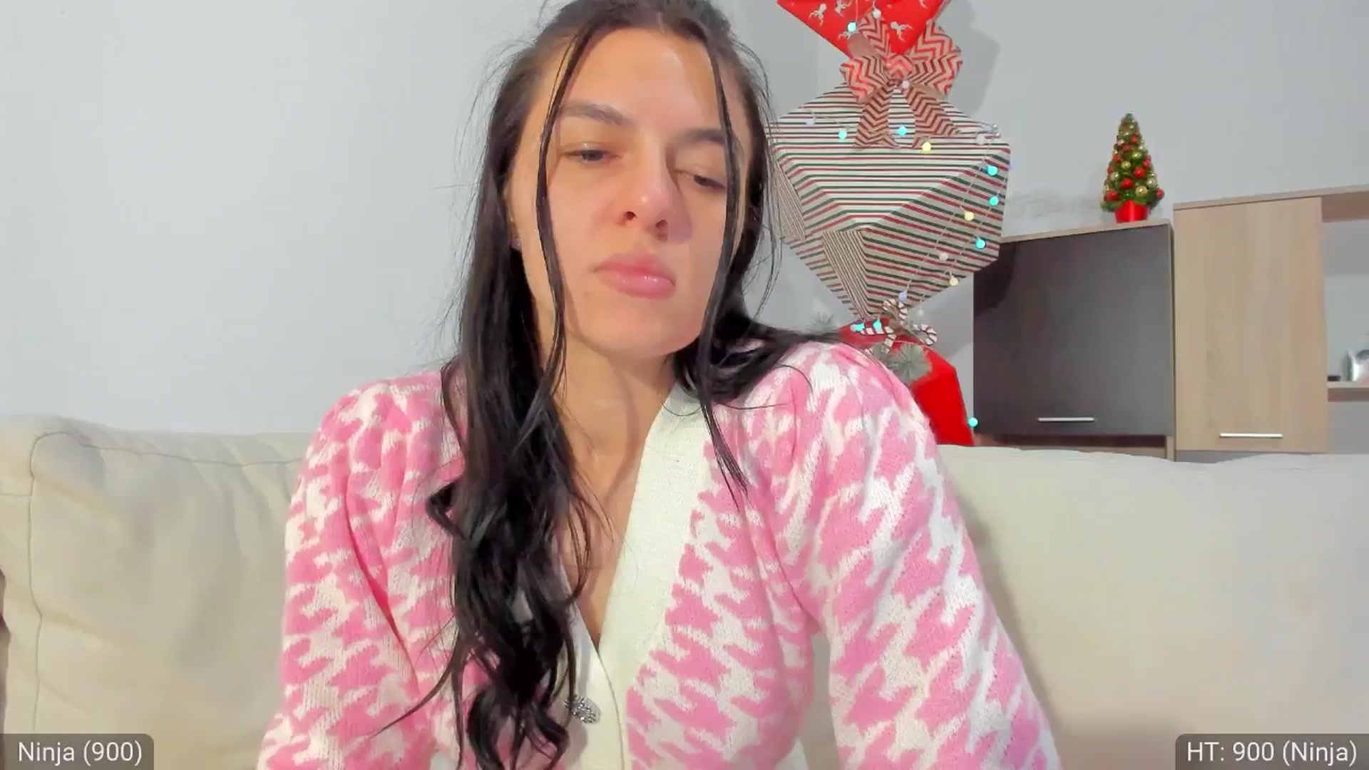 Gallery image thumbnail from AvaMoonlight's myfreecams stream on, 01/02/2025, 01:01 image 16 of 20
