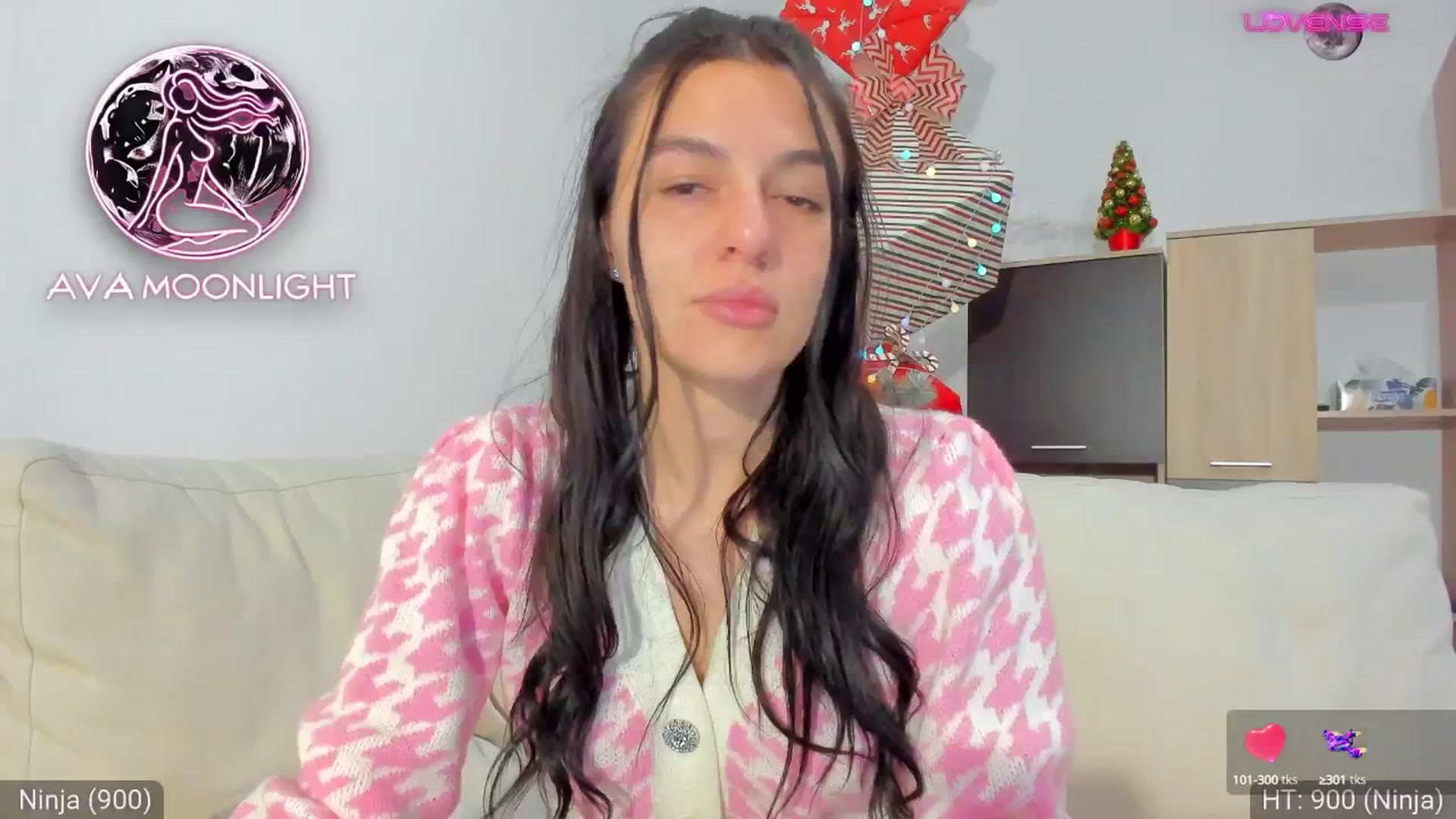 Gallery image thumbnail from AvaMoonlight's myfreecams stream on, 01/02/2025, 01:01 image 6 of 20