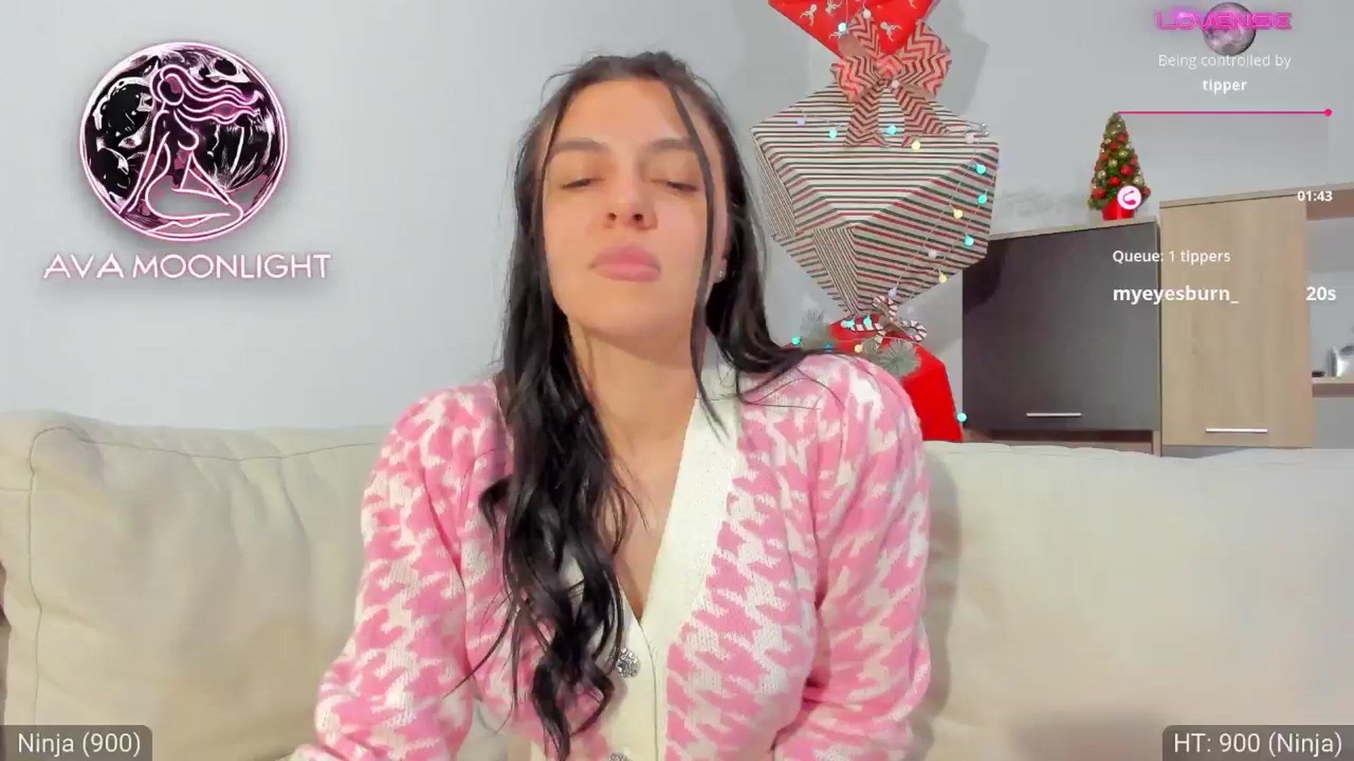 Gallery image thumbnail from AvaMoonlight's myfreecams stream on, 01/02/2025, 01:01 image 14 of 20
