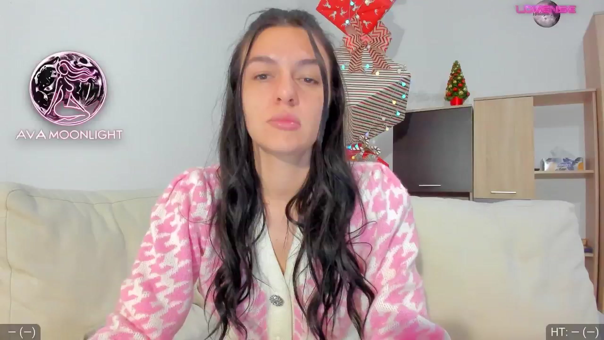 Gallery image thumbnail from AvaMoonlight's myfreecams stream on, 01/02/2025, 01:01 image 1 of 20