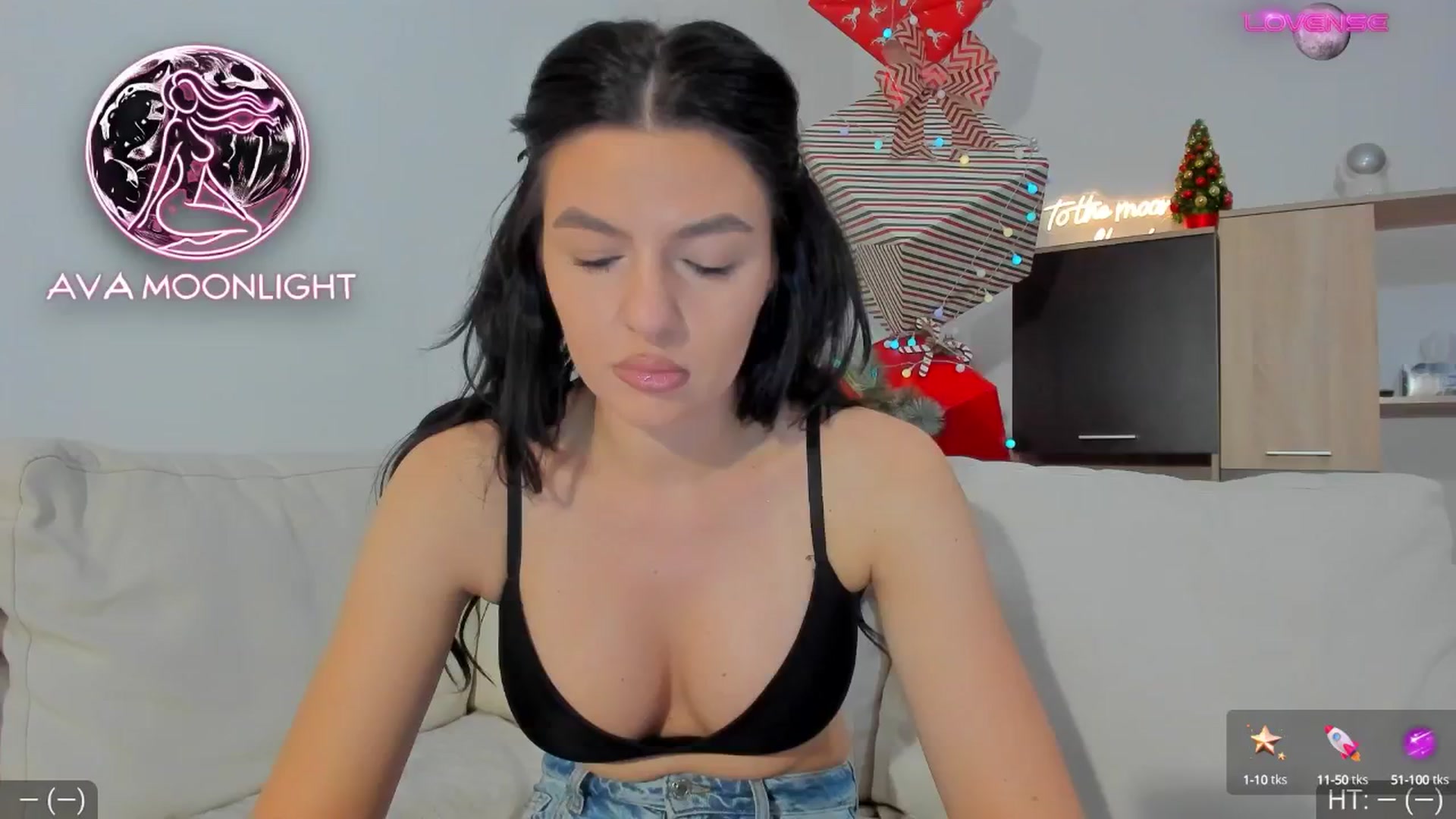 Gallery image thumbnail from AvaMoonlight's myfreecams stream on, 01/02/2025, 16:23 image 2 of 20