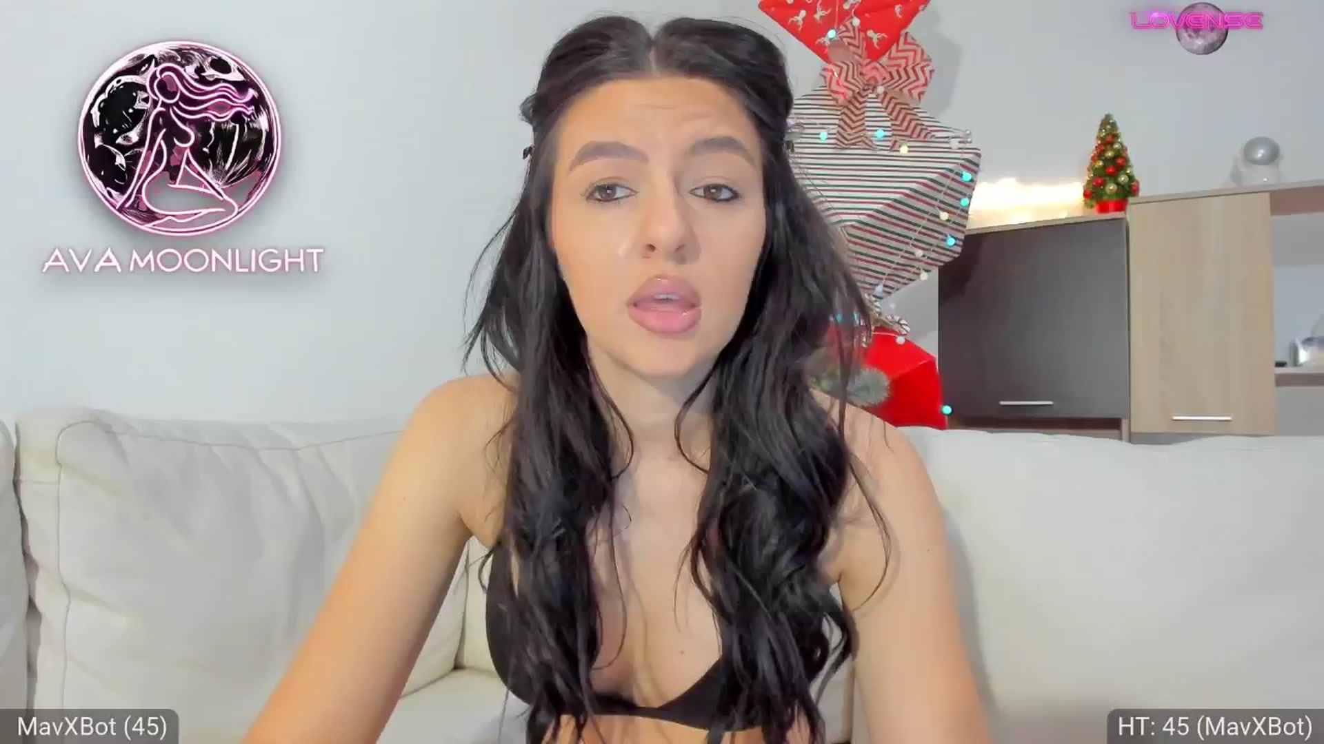 Gallery image thumbnail from AvaMoonlight's myfreecams stream on, 01/02/2025, 17:17 image 19 of 20