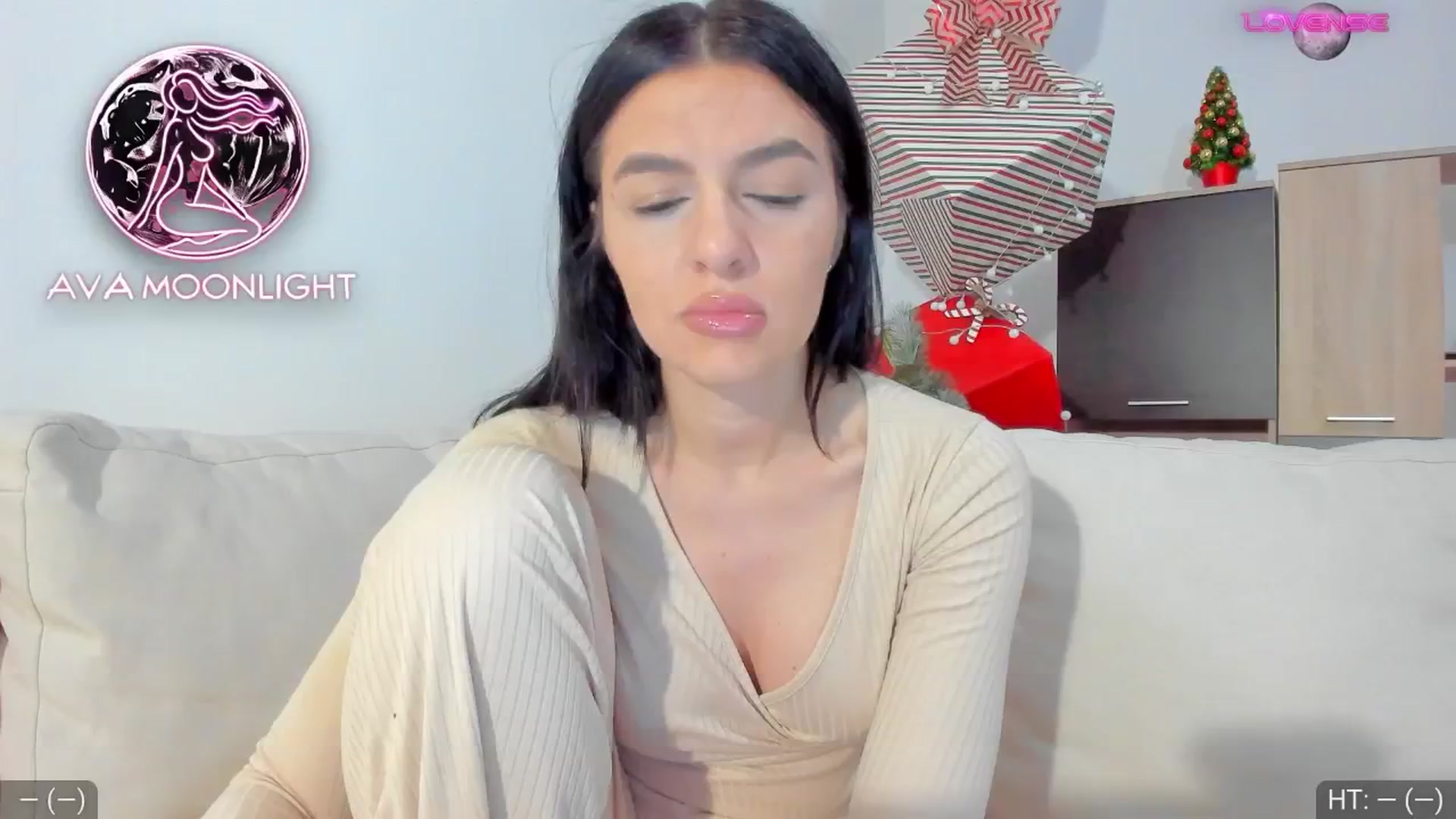 Gallery image thumbnail from AvaMoonlight's myfreecams stream on, 01/07/2025, 01:23 image 4 of 20