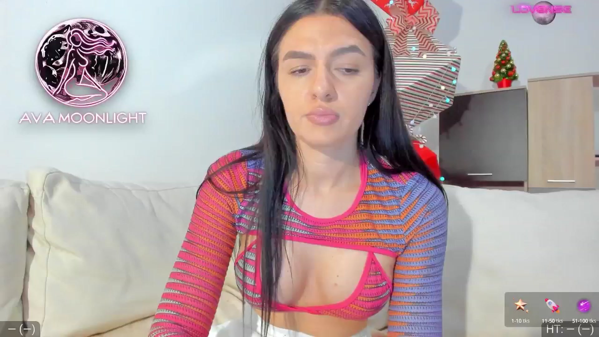 Gallery image thumbnail from AvaMoonlight's myfreecams stream on, 01/08/2025, 17:16 image 3 of 20