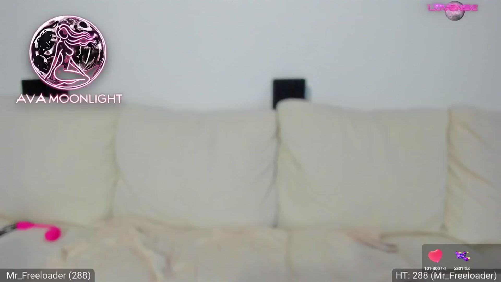 Gallery image thumbnail from AvaMoonlight's myfreecams stream on, 01/09/2025, 01:15 image 10 of 20