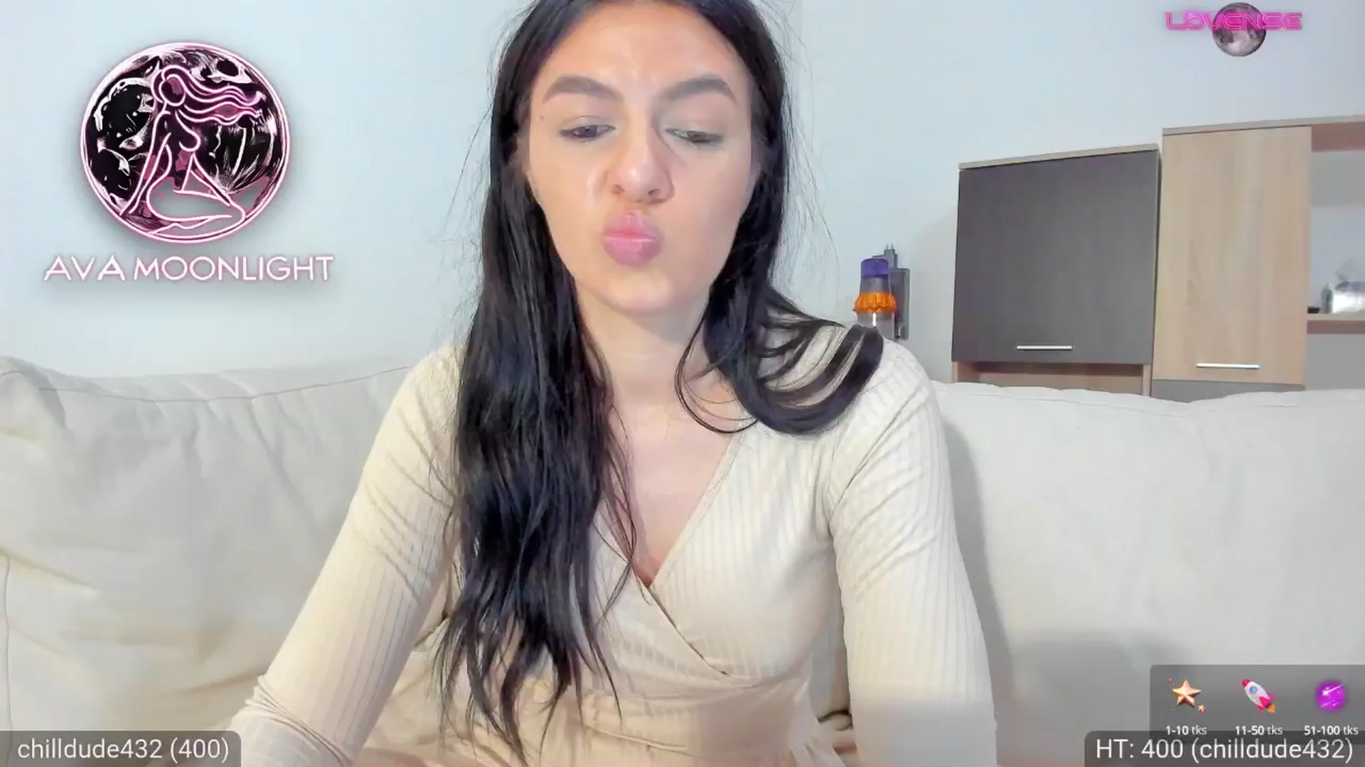 Gallery image thumbnail from AvaMoonlight's myfreecams stream on, 01/13/2025, 01:48 image 11 of 20