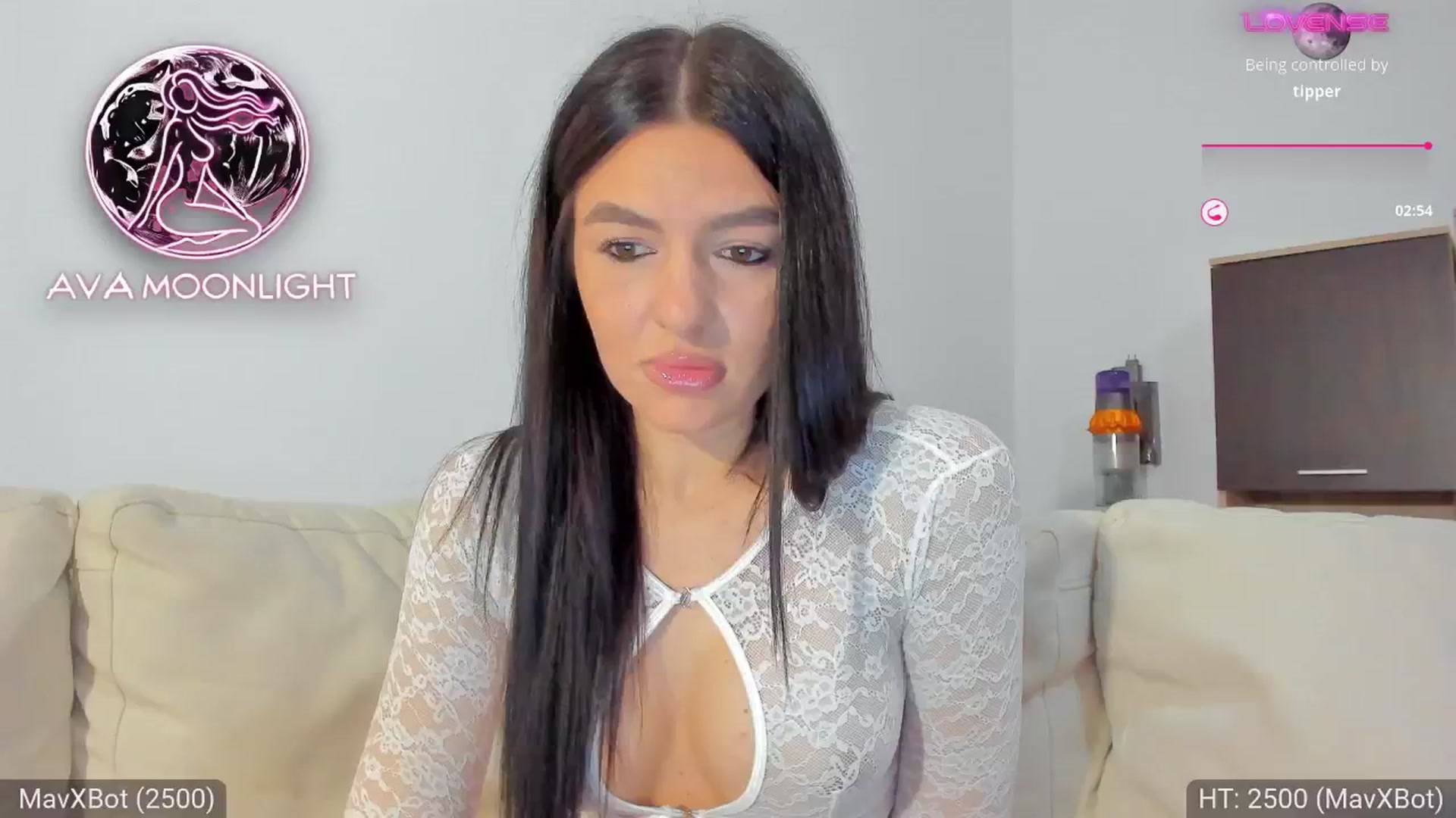 Gallery image thumbnail from AvaMoonlight's myfreecams stream on, 01/14/2025, 17:14 image 8 of 20