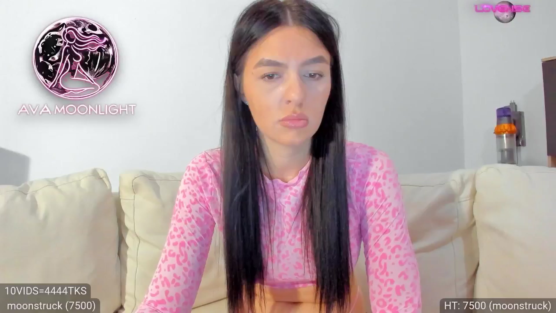 Gallery image thumbnail from AvaMoonlight's myfreecams stream on, 01/15/2025, 17:15 image 17 of 20