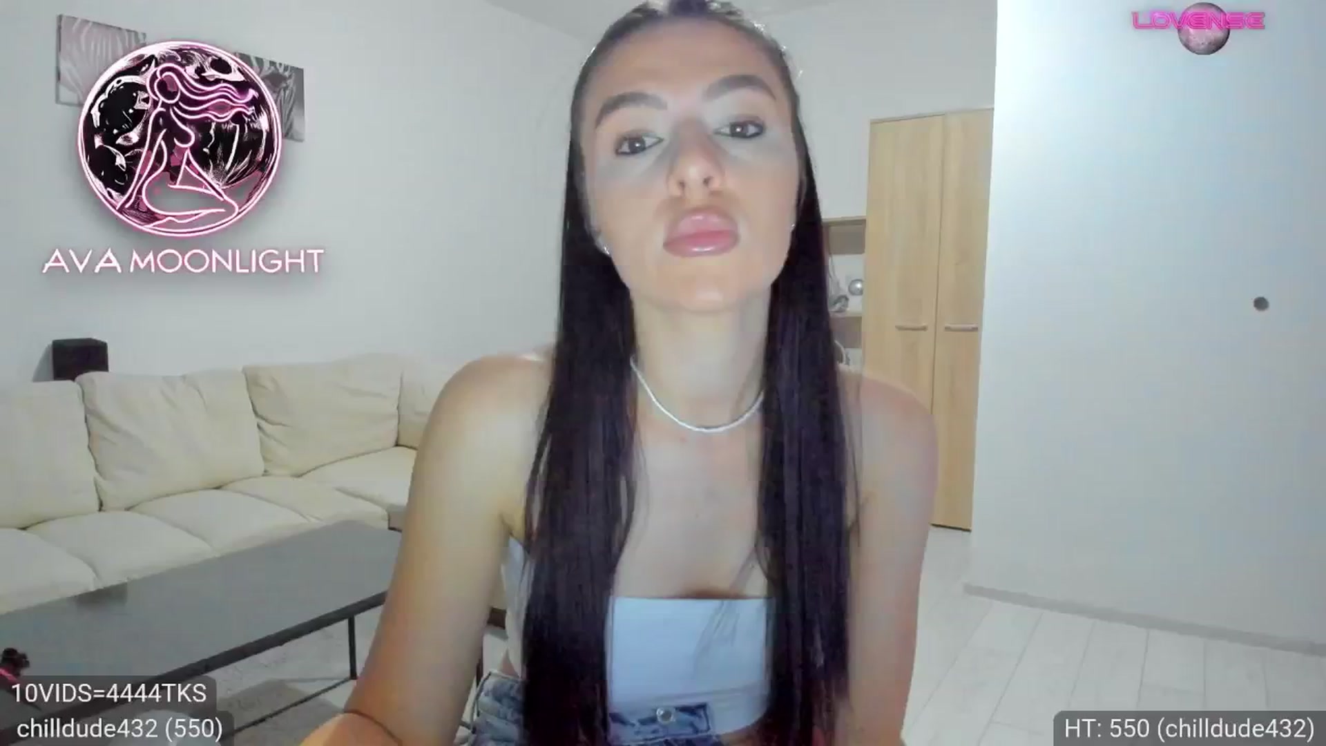 Gallery image thumbnail from AvaMoonlight's myfreecams stream on, 01/17/2025, 17:17 image 20 of 20