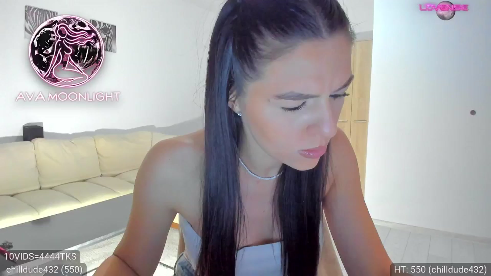 Gallery image thumbnail from AvaMoonlight's myfreecams stream on, 01/17/2025, 17:17 image 19 of 20