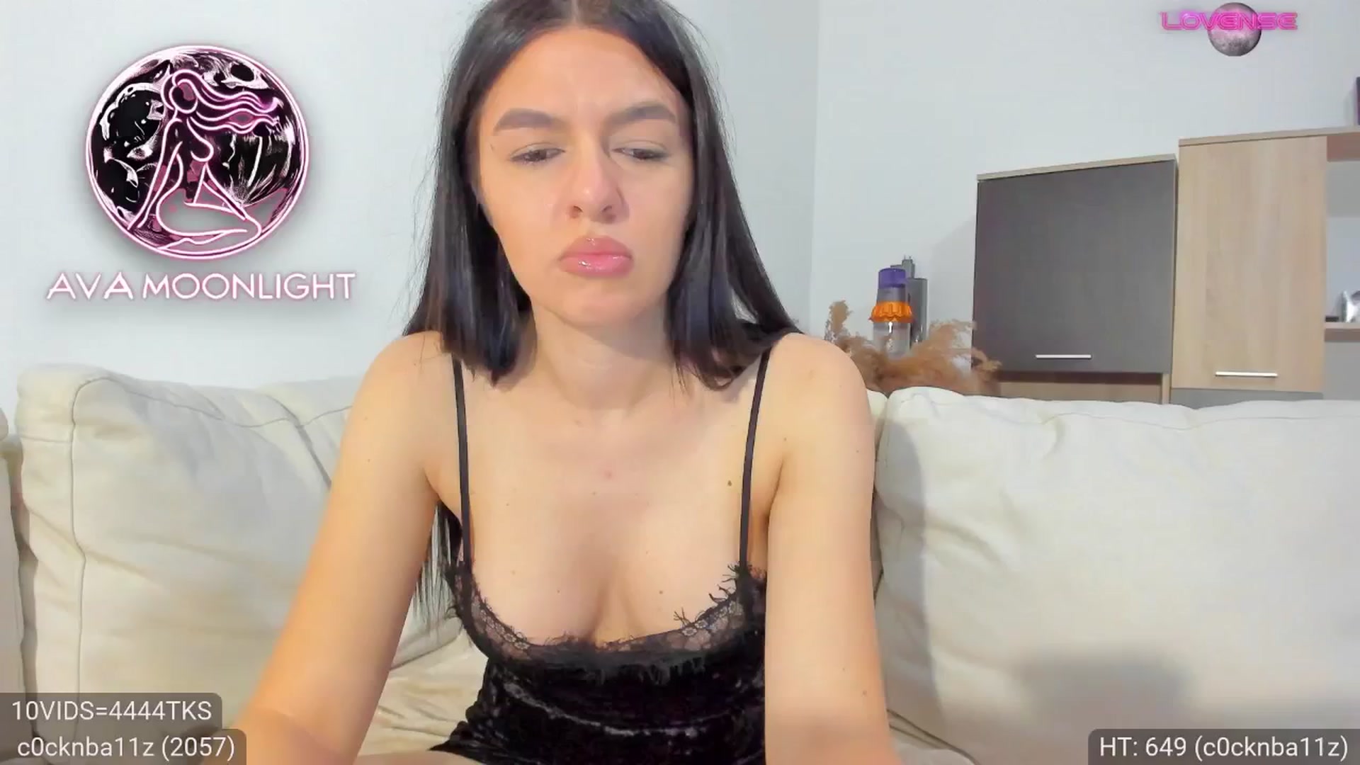 Gallery image thumbnail from AvaMoonlight's myfreecams stream on, 01/21/2025, 01:23 image 4 of 20