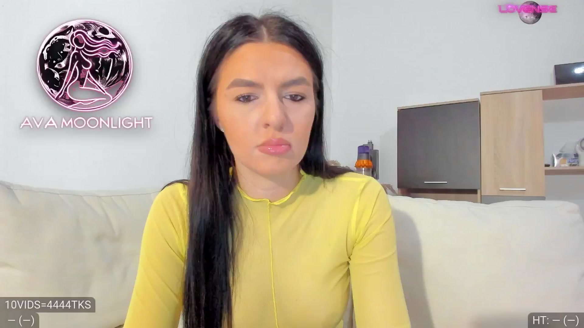 Gallery image thumbnail from AvaMoonlight's myfreecams stream on, 01/22/2025, 17:18 image 9 of 20